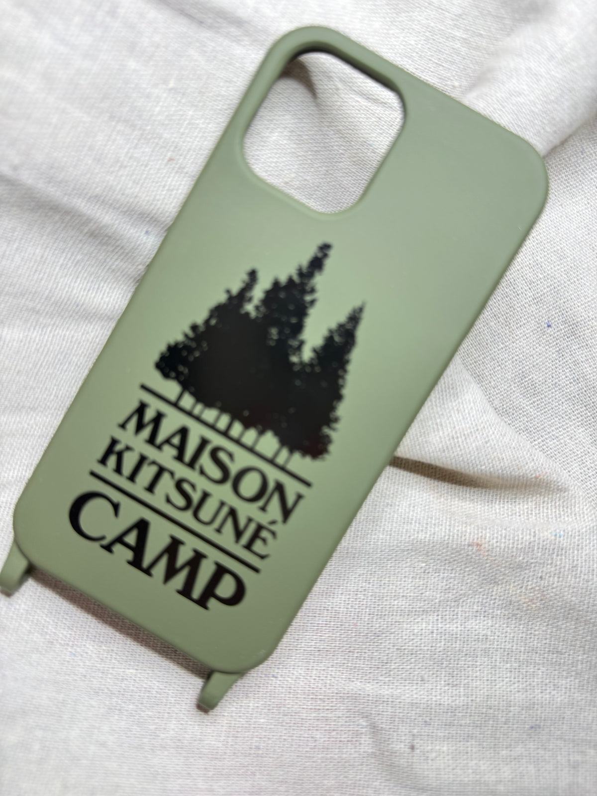 ✨ Neuve 85€ Maison Kitsuné x Camp coque iPhone 12 et 12 pro full set ✨