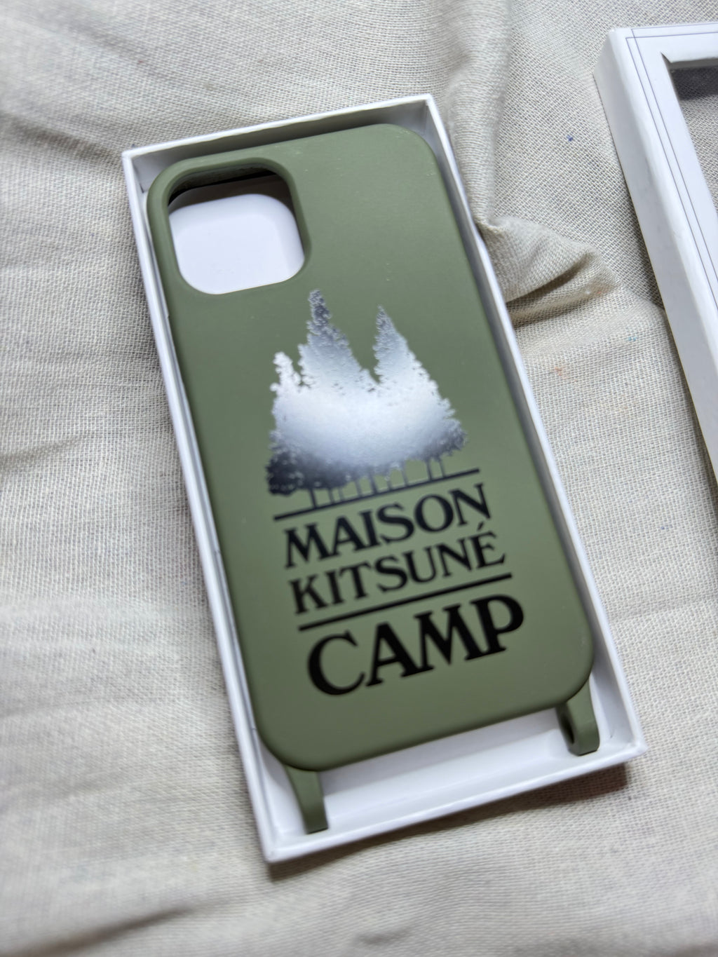 ✨ Neuve 85€ Maison Kitsuné x Camp coque iPhone 12 et 12 pro full set ✨