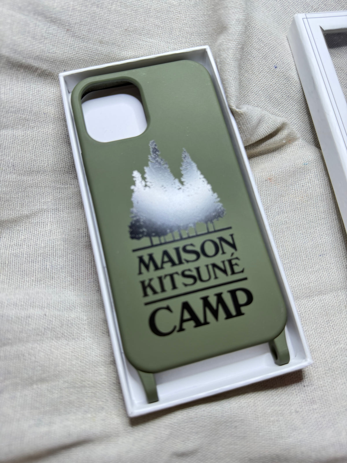 ✨ Neuve 85€ Maison Kitsuné x Camp coque iPhone 12 et 12 pro full set ✨
