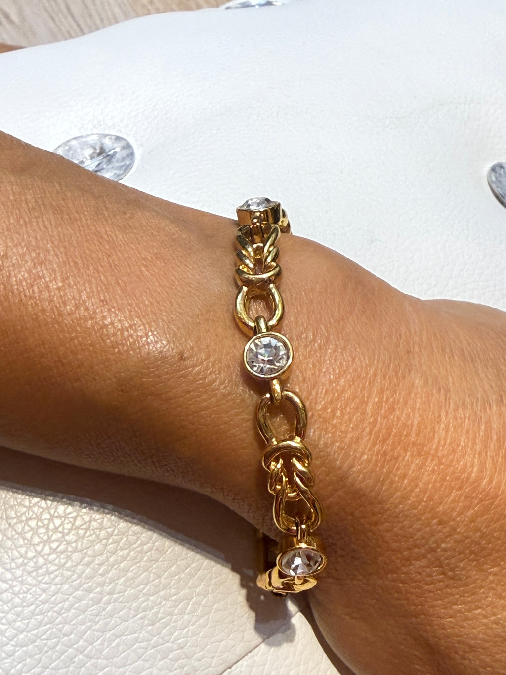 ⚜️ BRACELET VINTAGE NINA RICCI – PLAQUÉ OR & CRISTAUX ⚜️