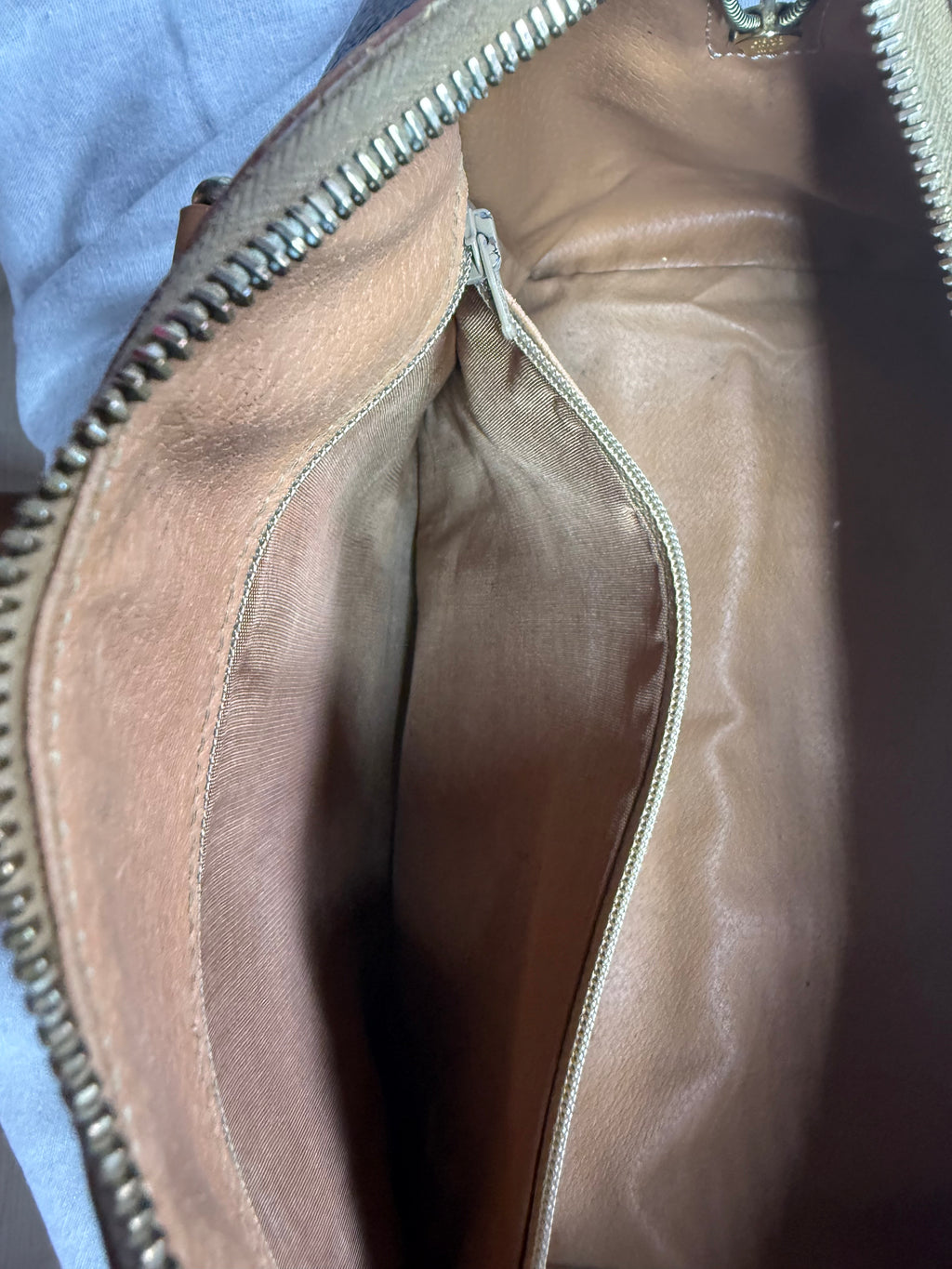 ✨ Sac Céline Boston 30 Macadam Vintage – Une Pépite Iconique ✨
