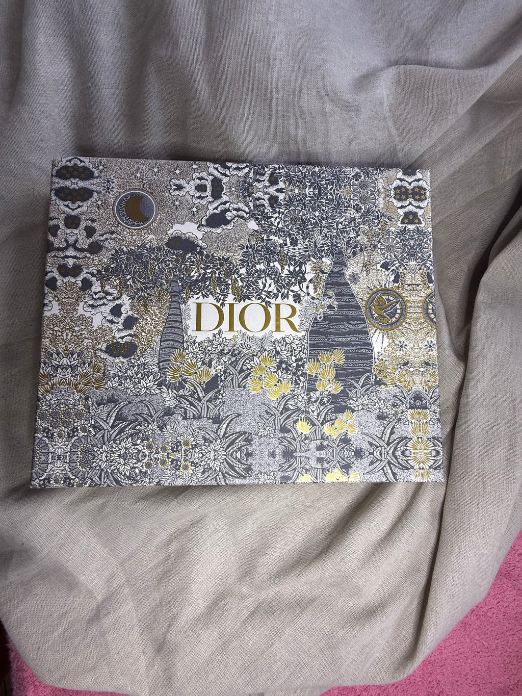✨Neuf 2400€ Christian Dior mini Tote édition Limitée full set ✨