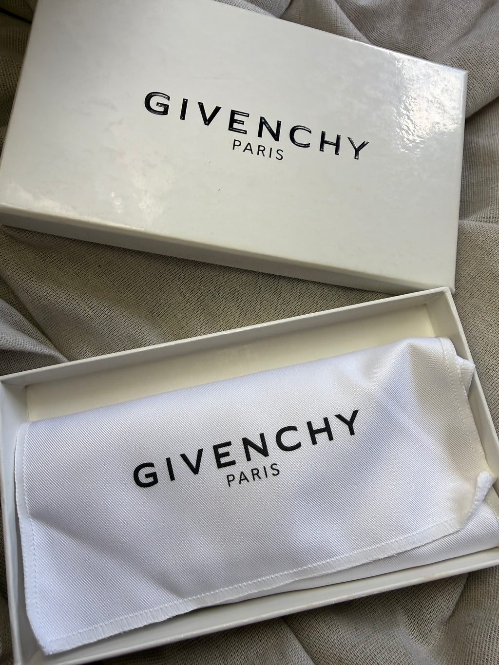 ✨ Neuve Givenchy full set 450€ coque IPhone X ou XS Rose ✨