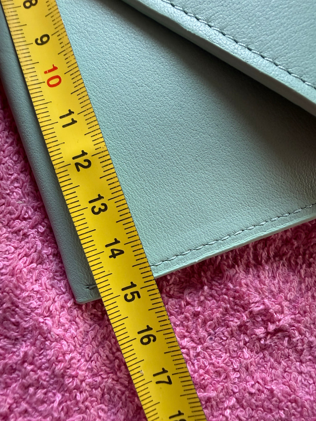 ✨Neuve 240€ Maison Kitsuné pochette cuir full set ✨