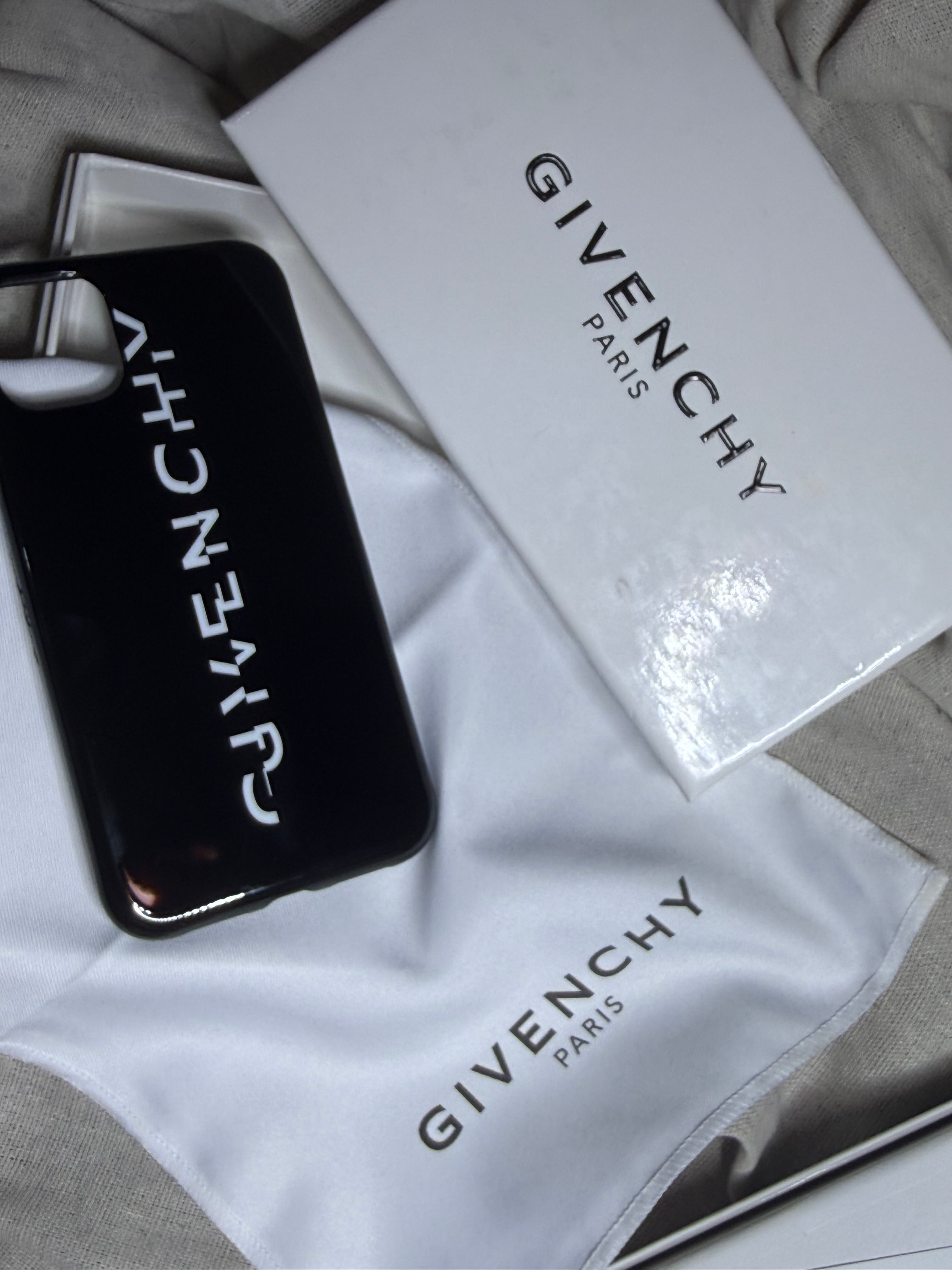 ✨ Neuve 220€ Coque iPhone 11 Givenchy Full Set ✨