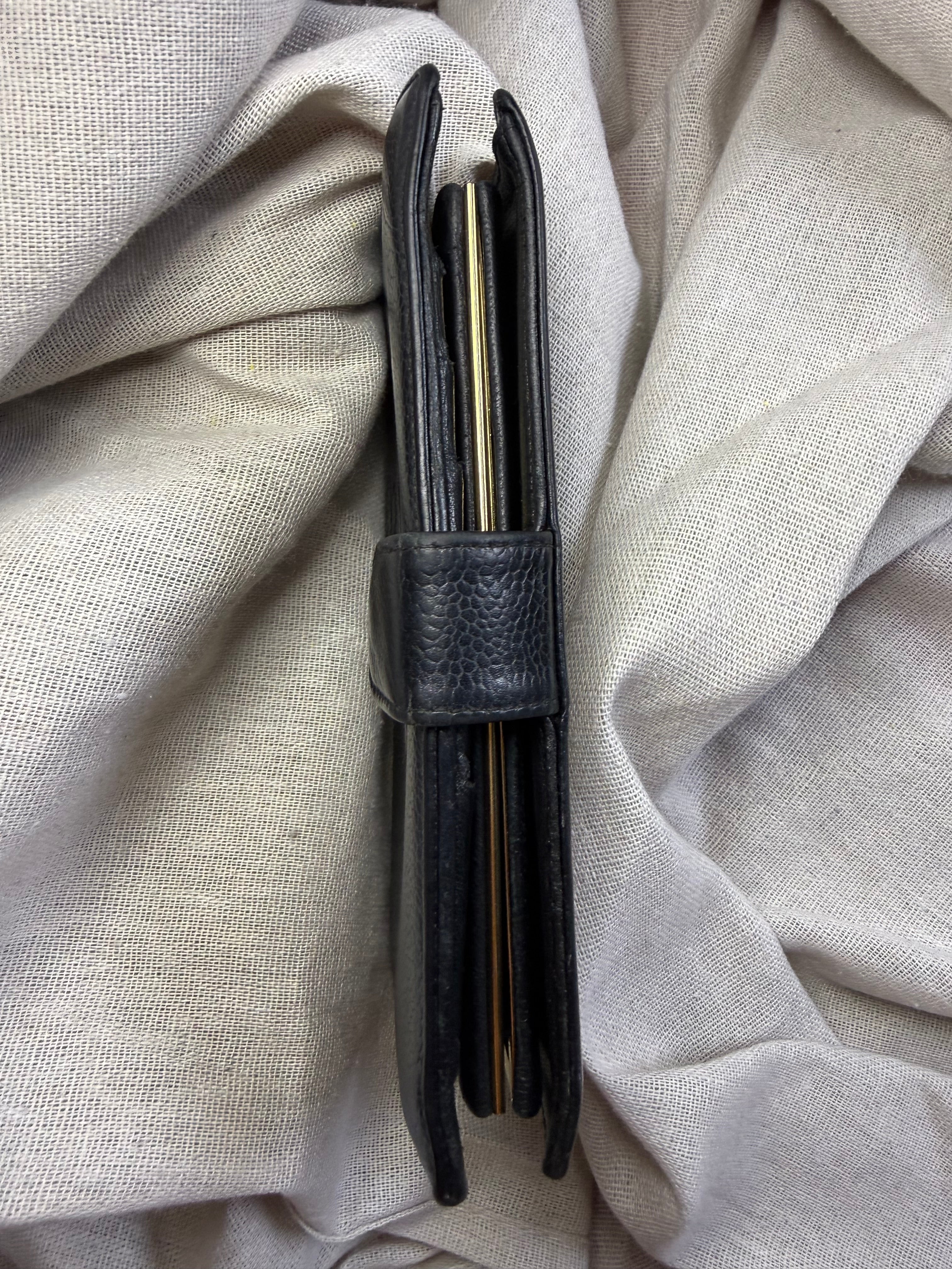 ✨ CHANEL – Grand Portefeuille CC Timeless en Cuir Caviar Noir ✨