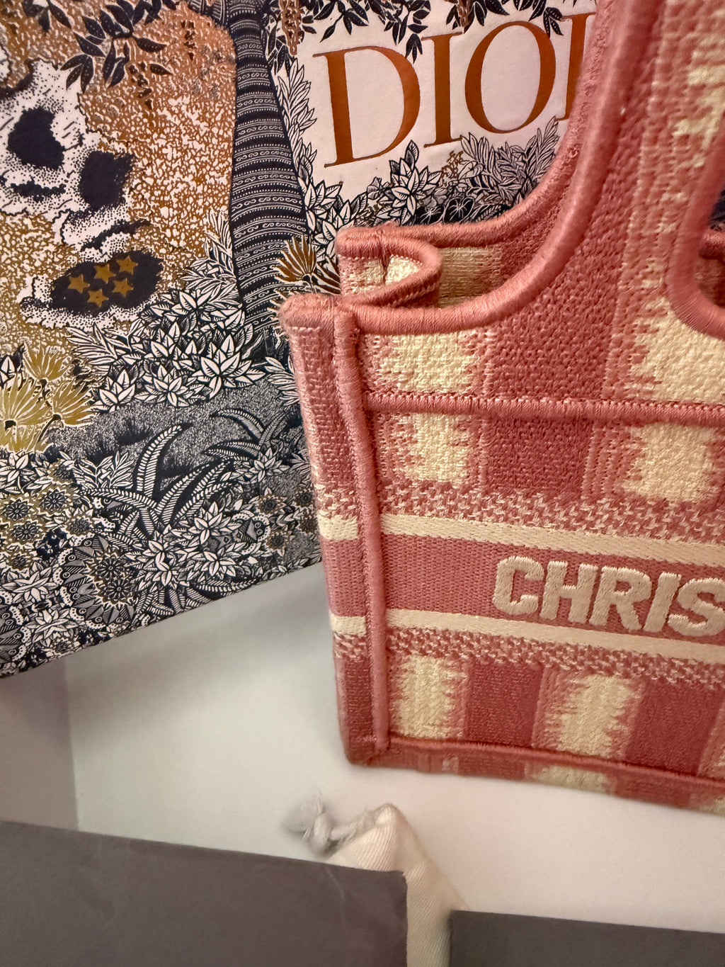 ✨Neuf 2400€ Christian Dior mini Tote édition Limitée full set ✨