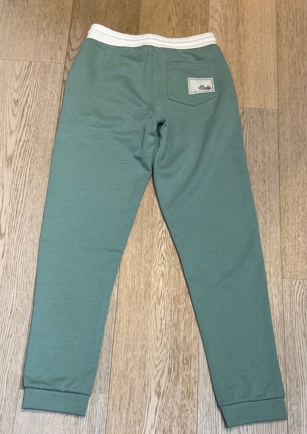 ✨ Neuf 600€ - Bally - Jogging Luxe vert sauge - Taille 34 ok 36 ✨