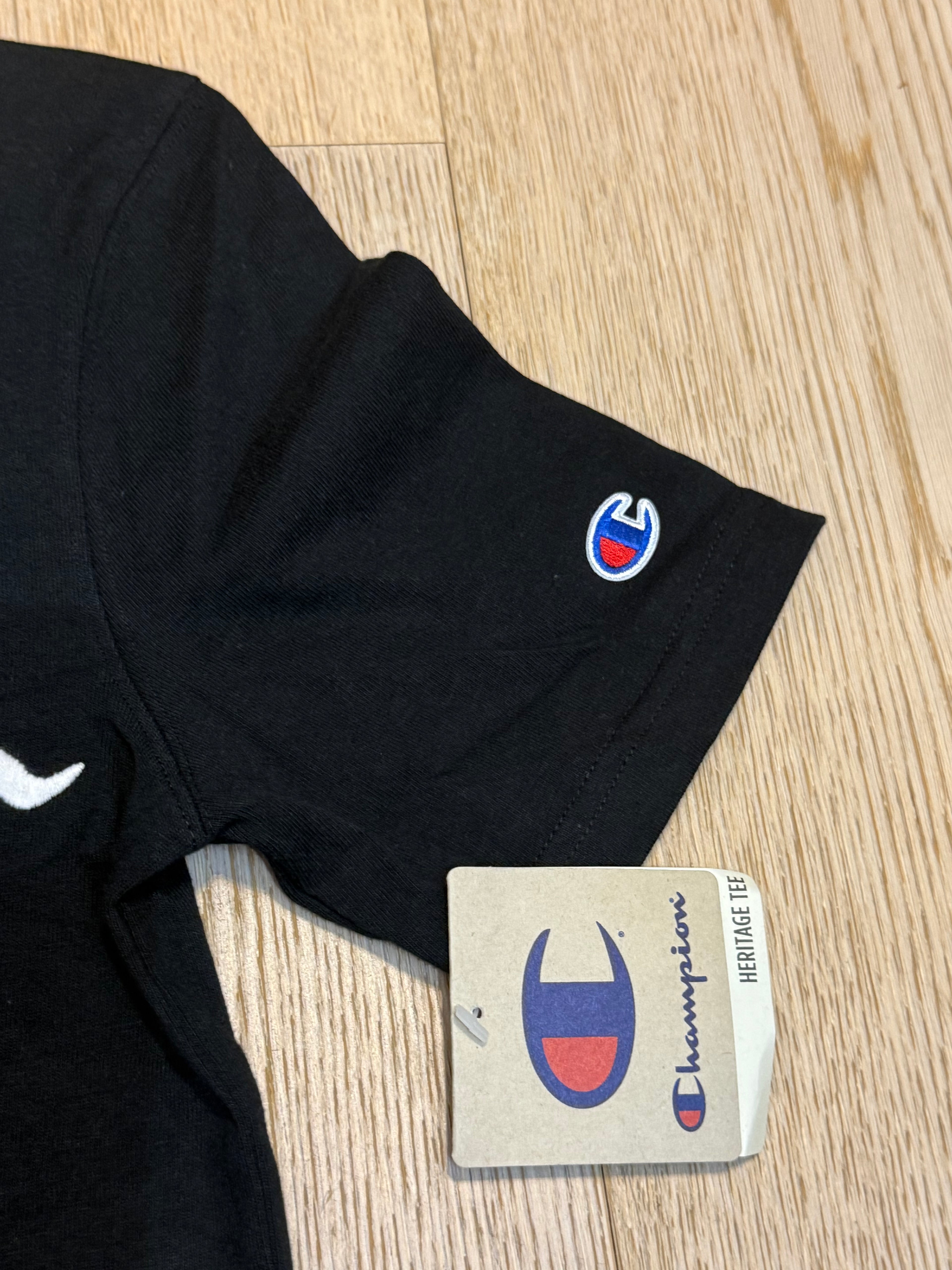 Neuf T Shirt Champion Black XS