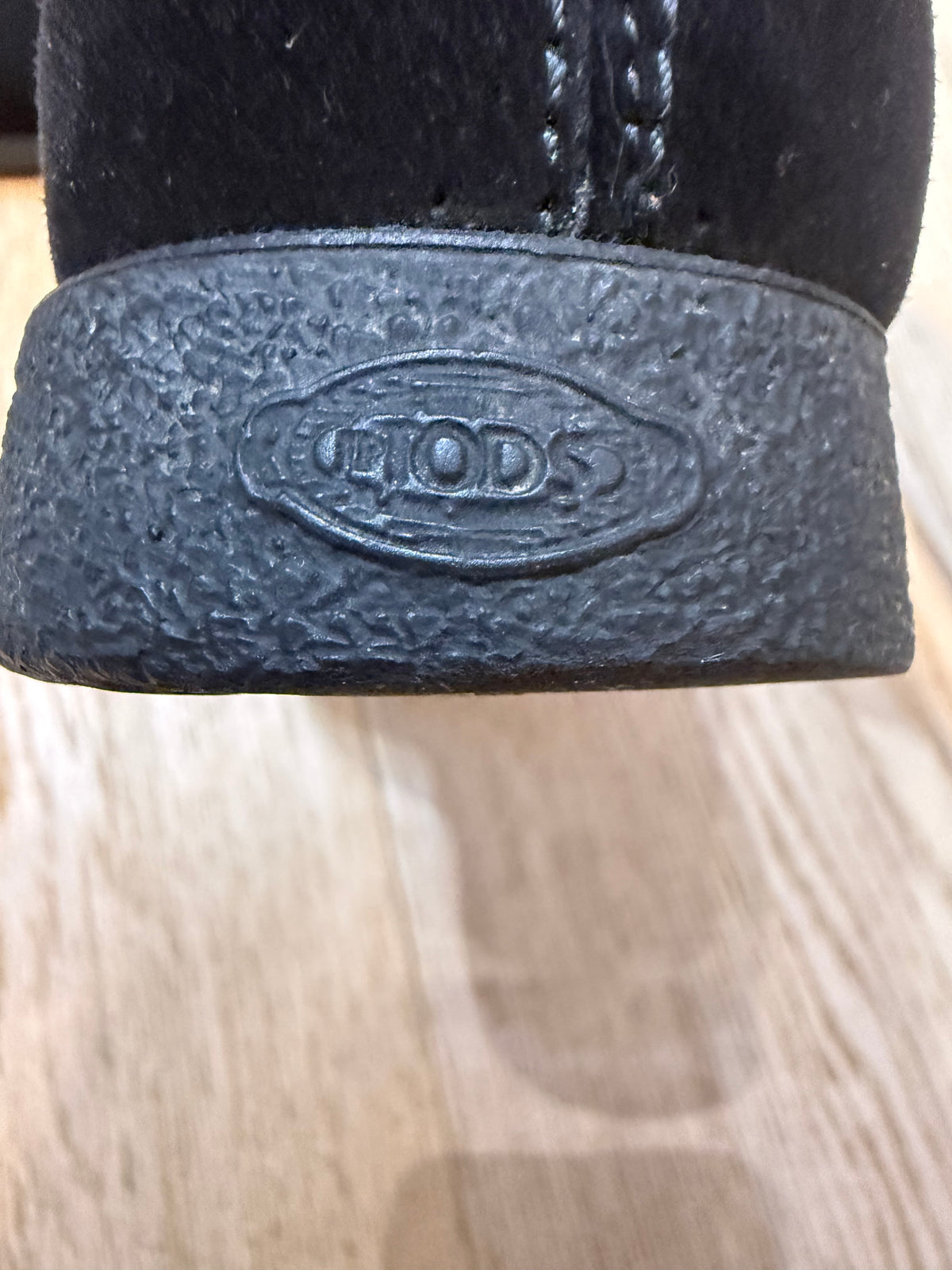 ✨ TOD’S - Bottines en daim - Très bon état - T35 ✨