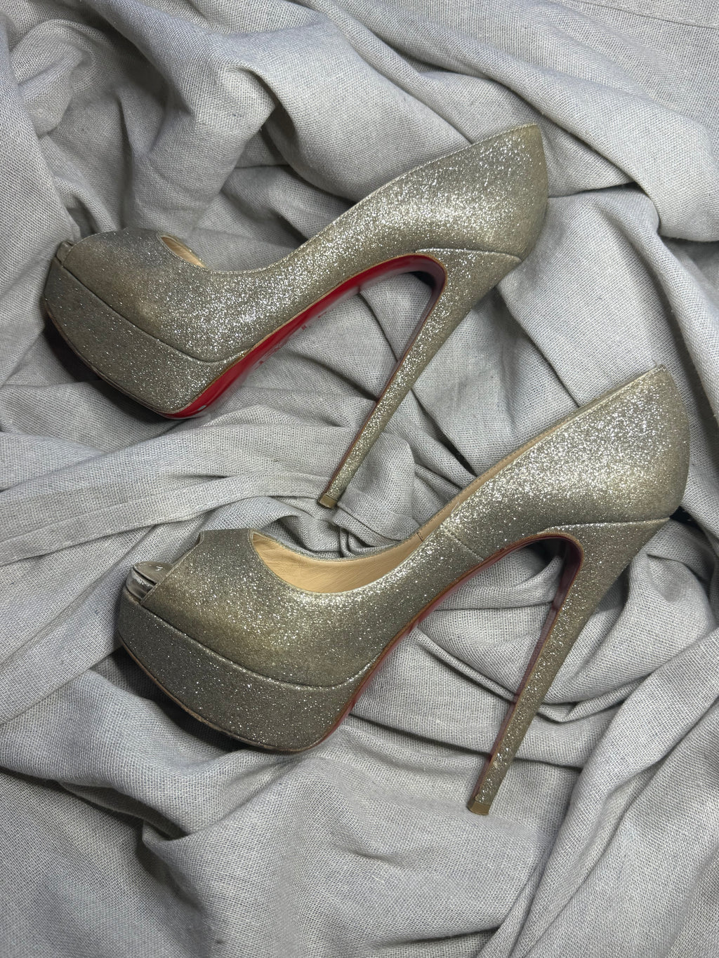 ✨ Escarpins Christian Louboutin Lady Peep Glitter Doré 37 ✨