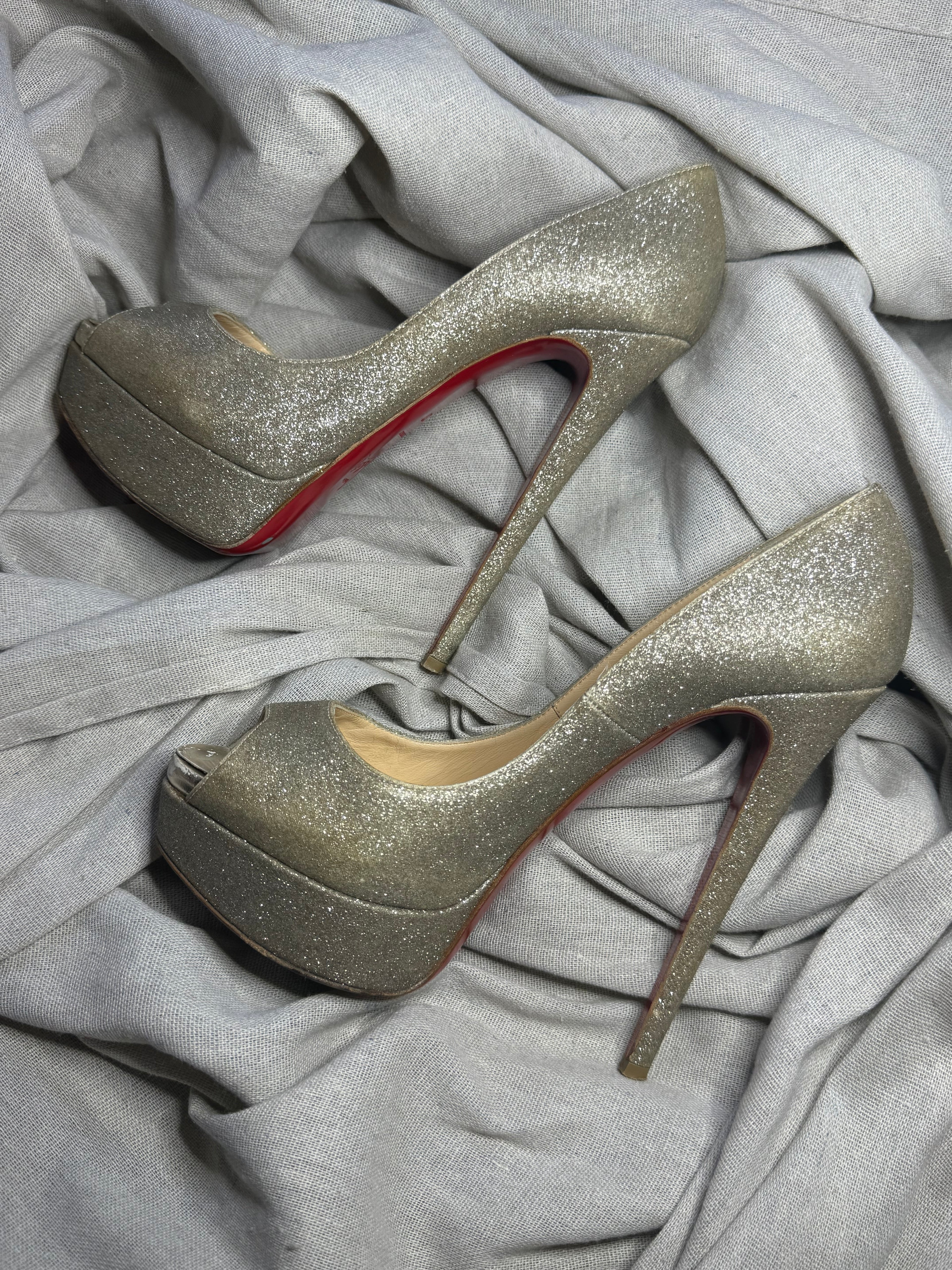 ✨ Escarpins Christian Louboutin Lady Peep Glitter Doré 37 ✨