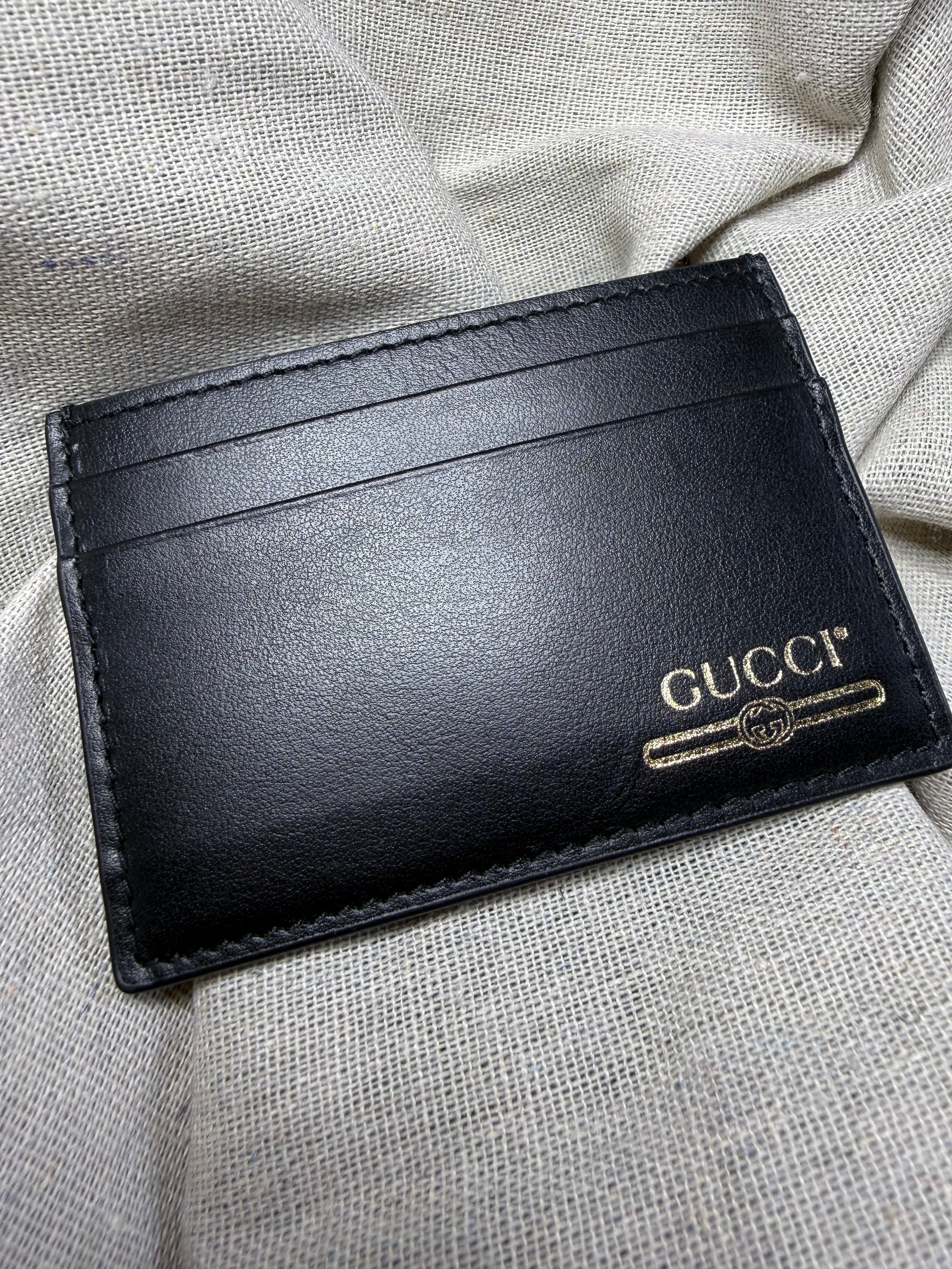 ✨ Neuf 270€ - Gucci — Porte-cartes en cuir noir ✨