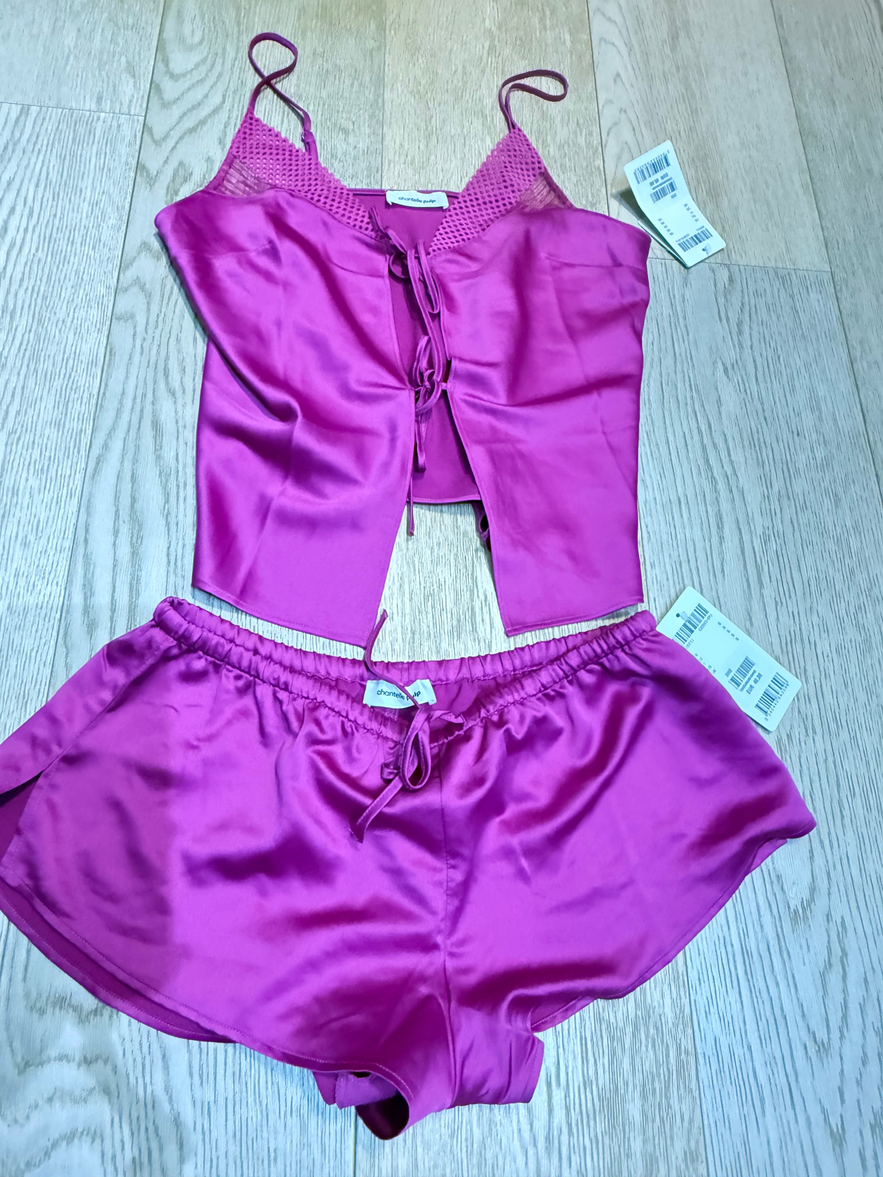 ✨ Neuf 85€ ensemble Chantelle satin fuschia ✨