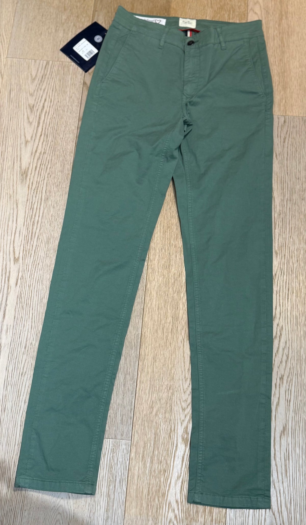 ✨ Neuf 139€ pantalon Serge Blanco vert T28✨