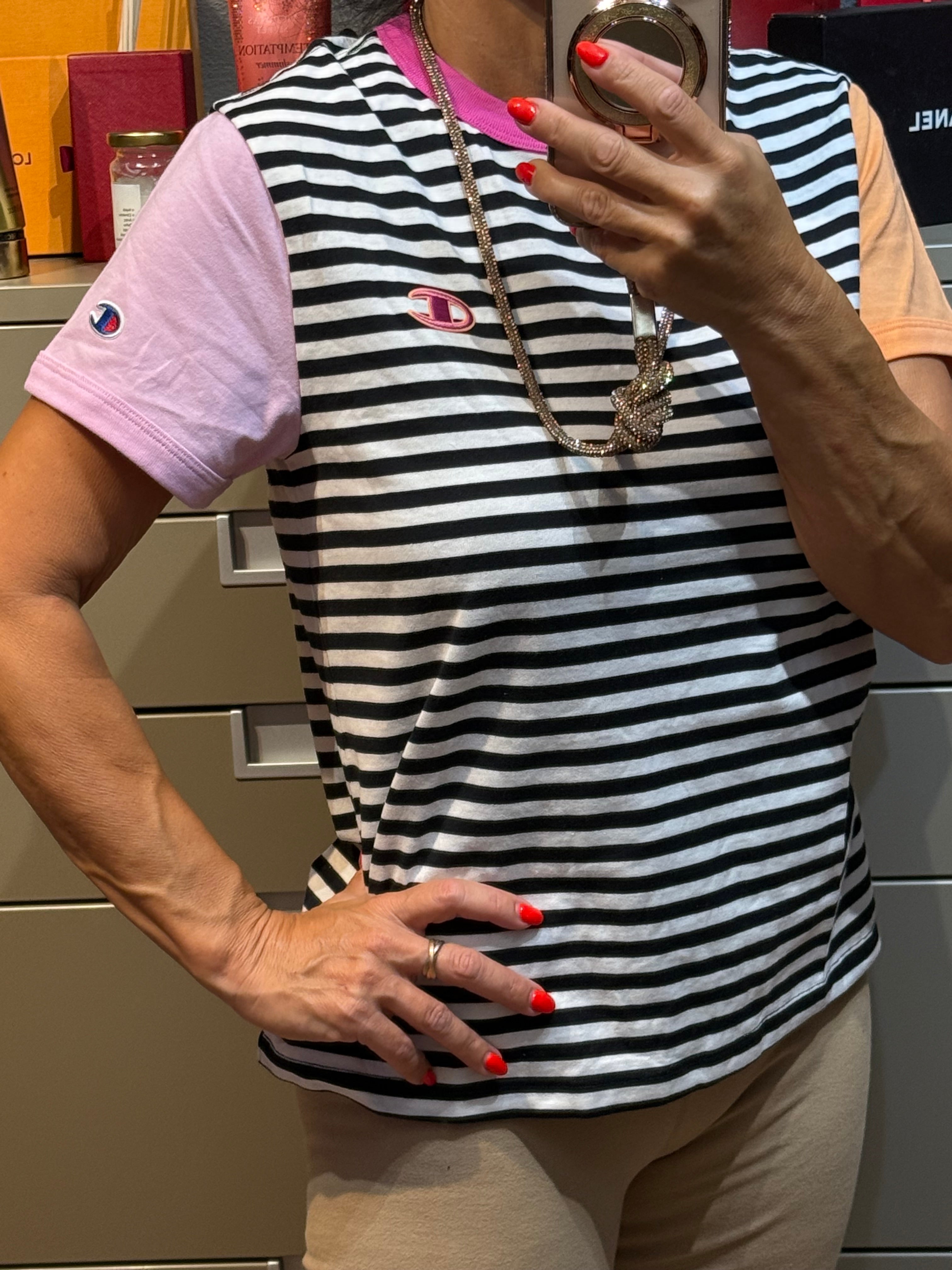 Neuf avec étiquetteT shirt rayé Champion S