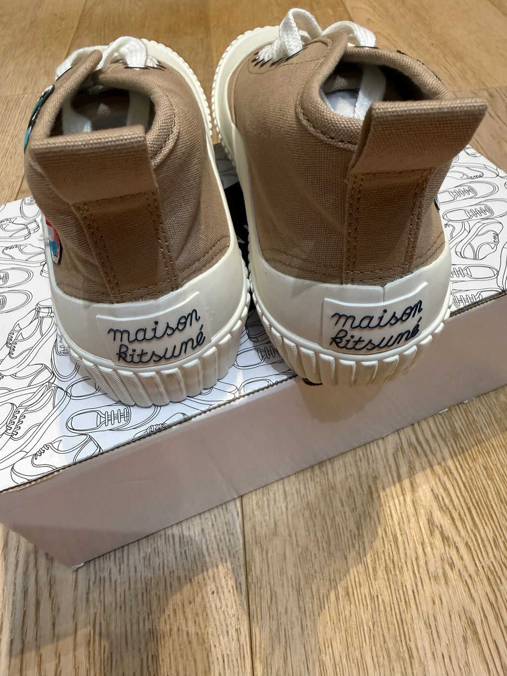 ✨ Neuves 230€ Exceptionnelles Maison Kitsuné T37 baskets montantes ✨