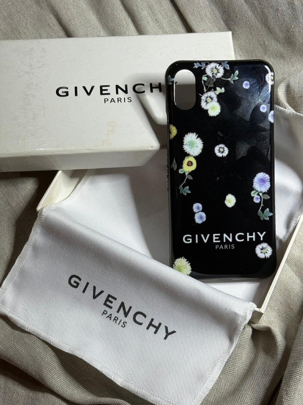 ✨ Coque Givenchy IPhone X et XS full set ✨