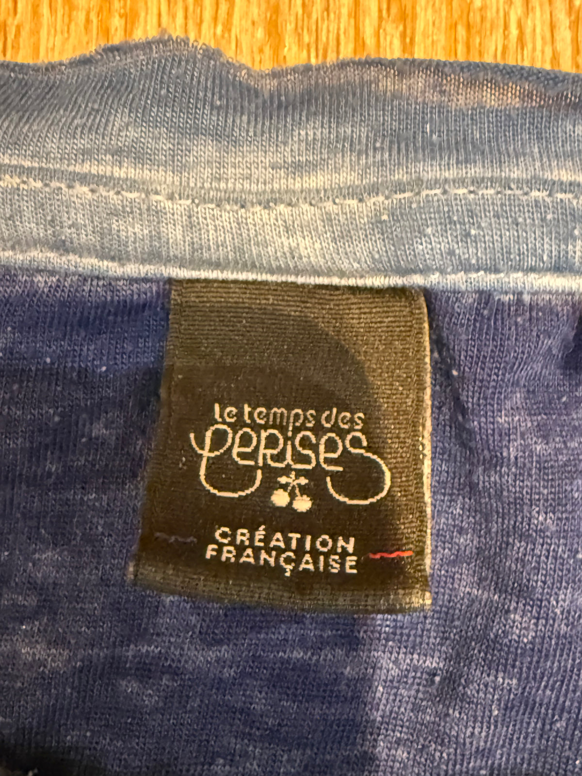 ✨ Le temps des Cerises - T-shirt 👕 léger - Taille 40 L ✨