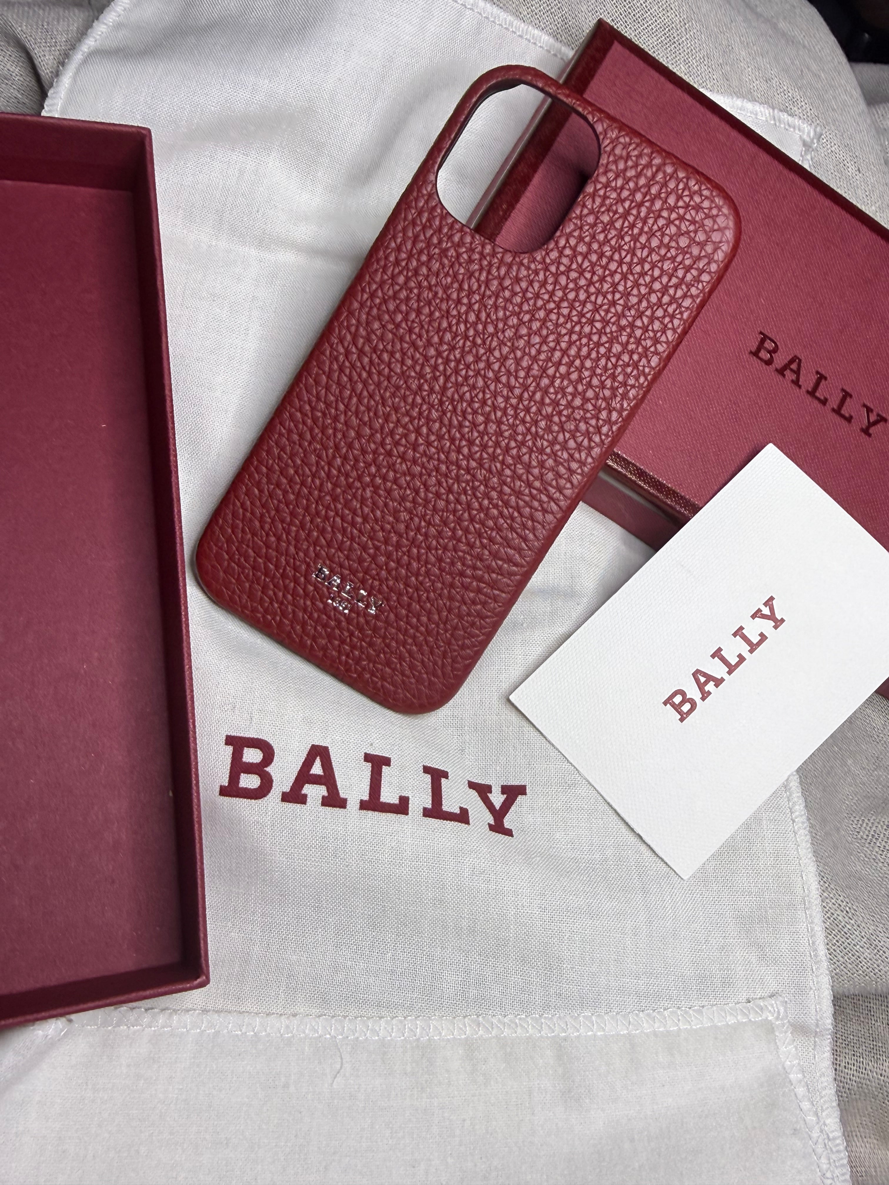 ✨ Neuve 150€ full set coque iPhone BALLY cuir ✨