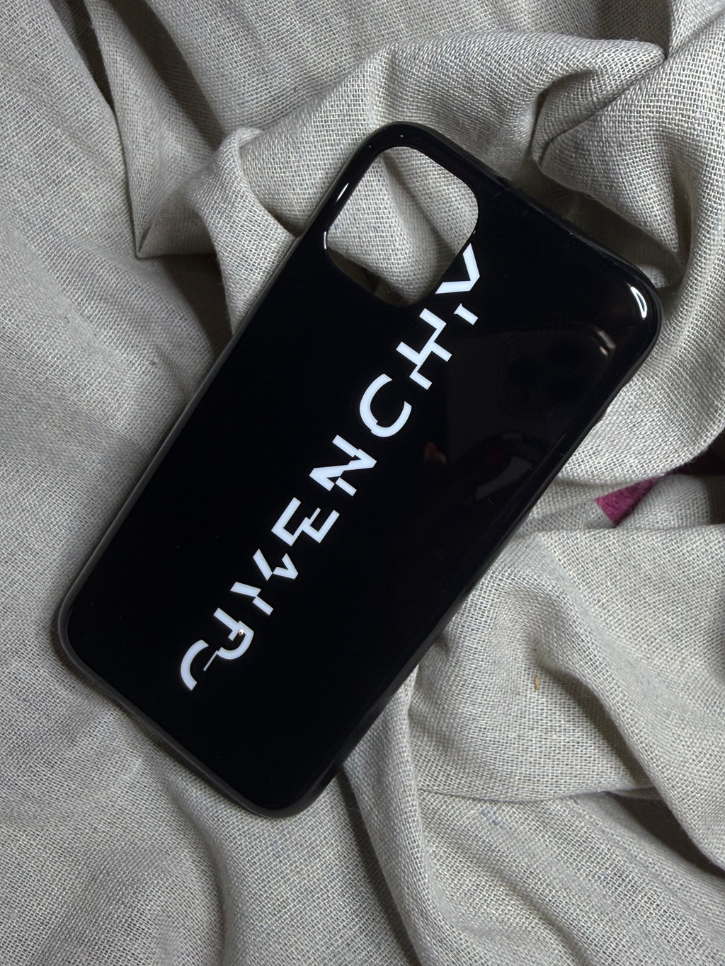 ✨ Neuve 220€ Coque iPhone 11 Givenchy Full Set ✨