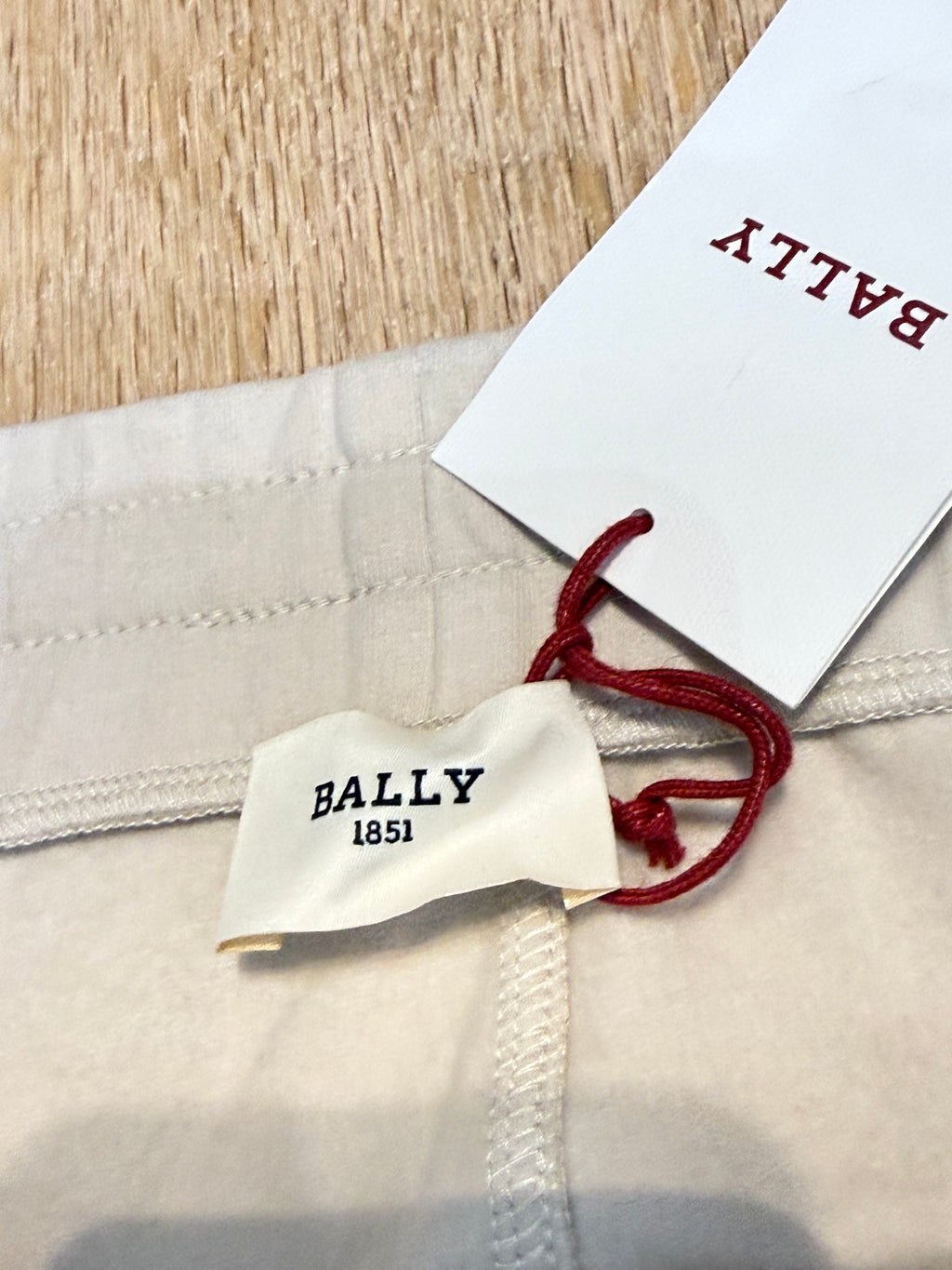 ✨ Neuf 600€ Bally jogging 36 S ✨