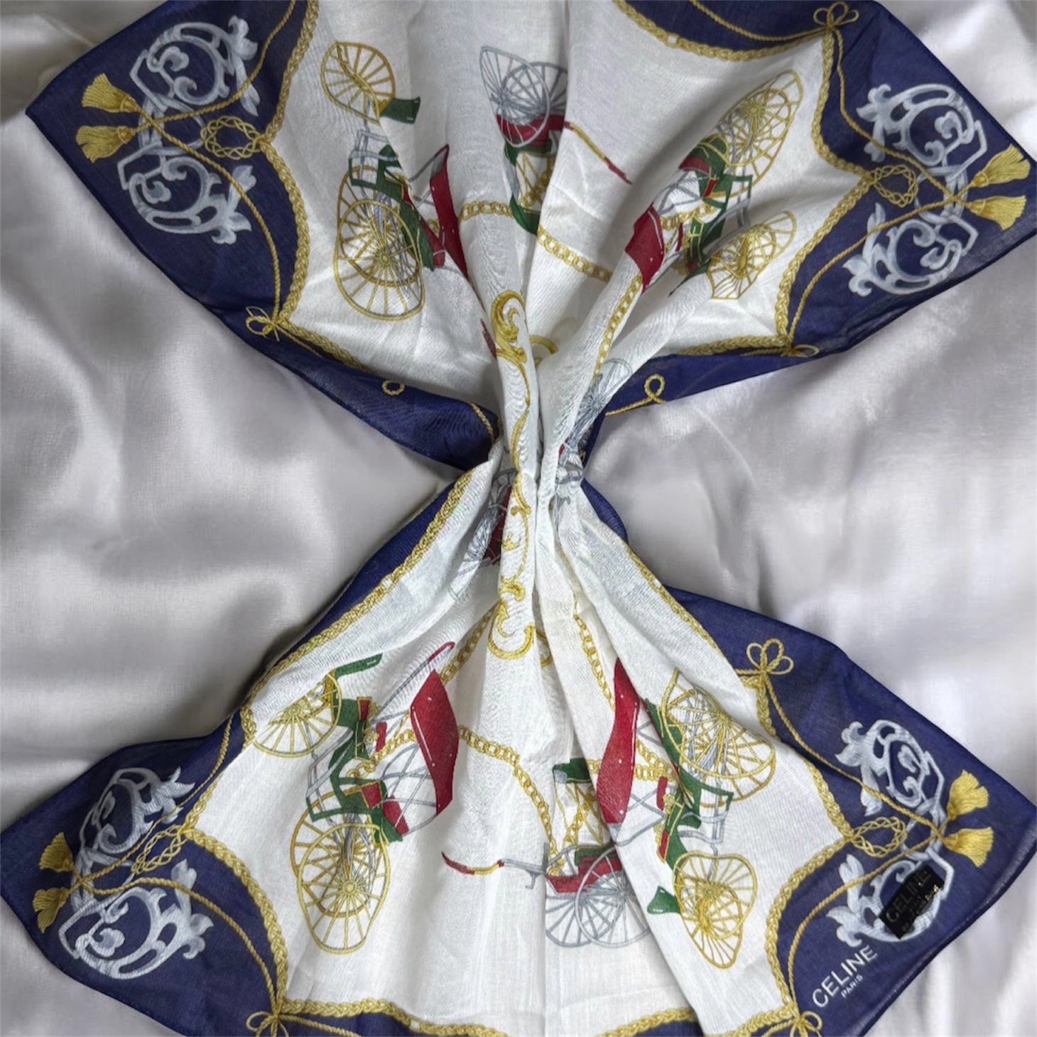 ✨ Neuf 230€ Foulard carré vintage Celine Paris ✨