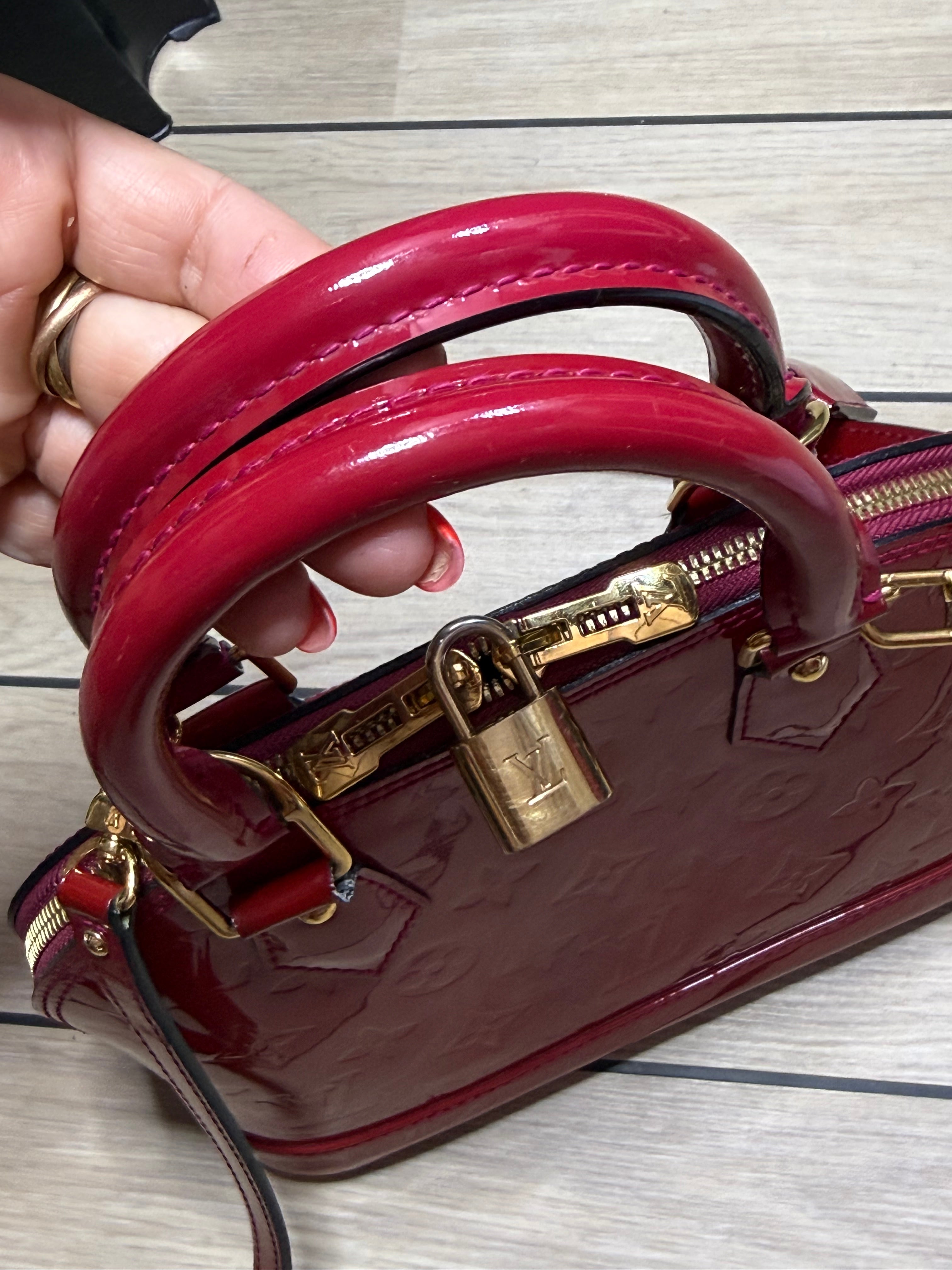 ✨ Sac Louis Vuitton Alma BB Monogram Vernis Rouge + Certificat ENTRUPY ✨