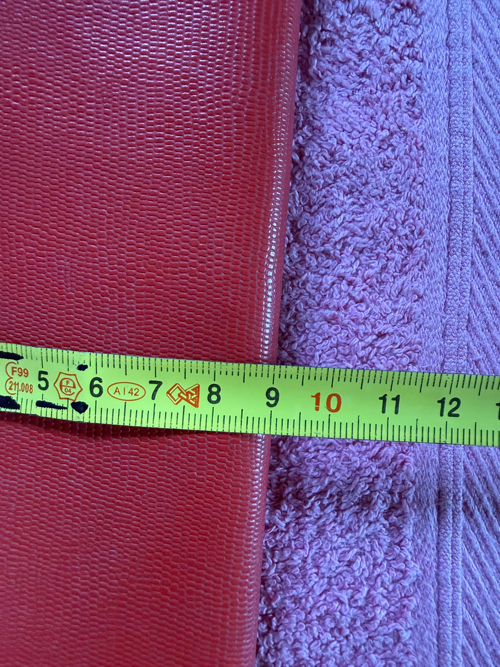 ✨ Portefeuille long Vintage Céline Paris – Cuir Rouge façon Lézard & Fermoir Cercle Doré ✨
