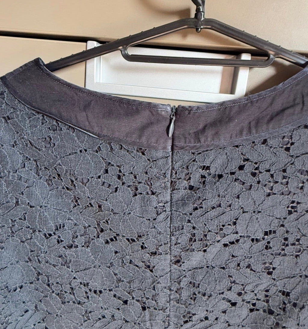 ✨ Massimo Dutti - Robe Dentelle droite noire - T36/38 ✨