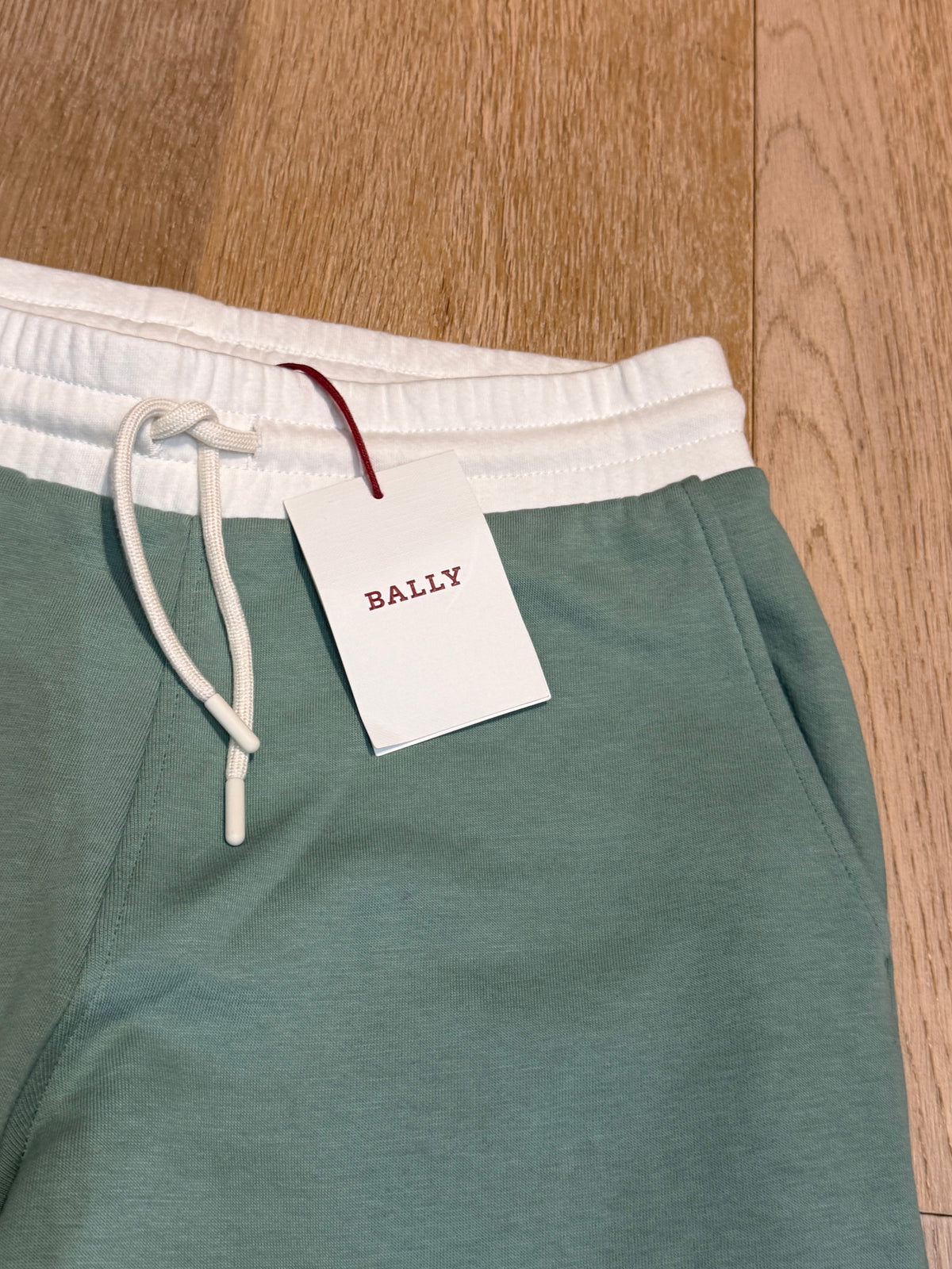 ✨ Neuf 600€ - Bally - Jogging Luxe vert sauge - Taille 34 ok 36 ✨