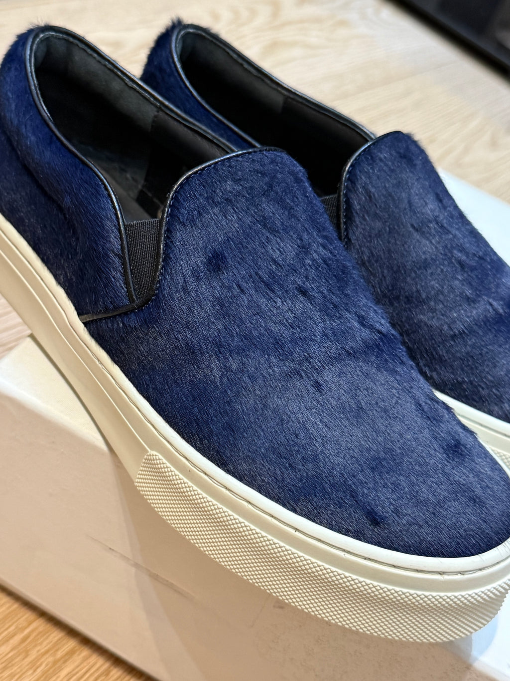 ✨ Neuves 850€ - Céline - Baskets veau poulain - T36 ✨