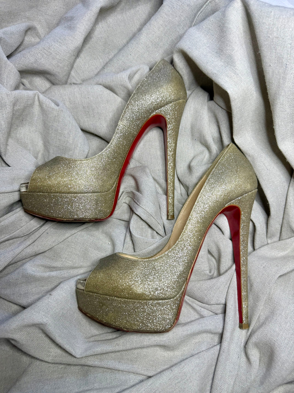 ✨ Escarpins Christian Louboutin Lady Peep Glitter Doré 37 ✨