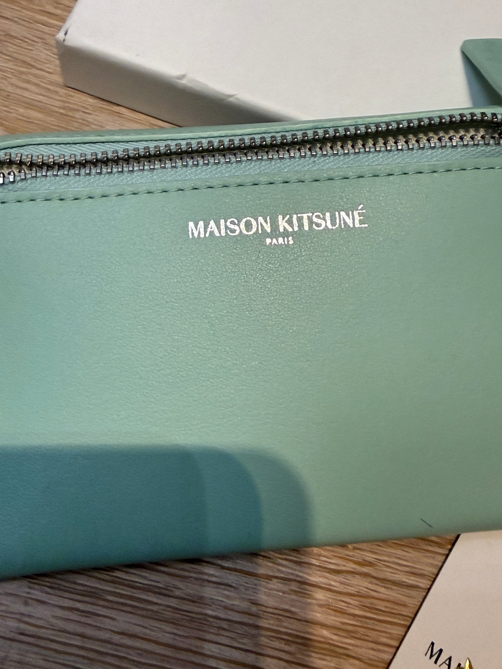 ✨Neuve 240€ Maison Kitsuné pochette cuir full set ✨