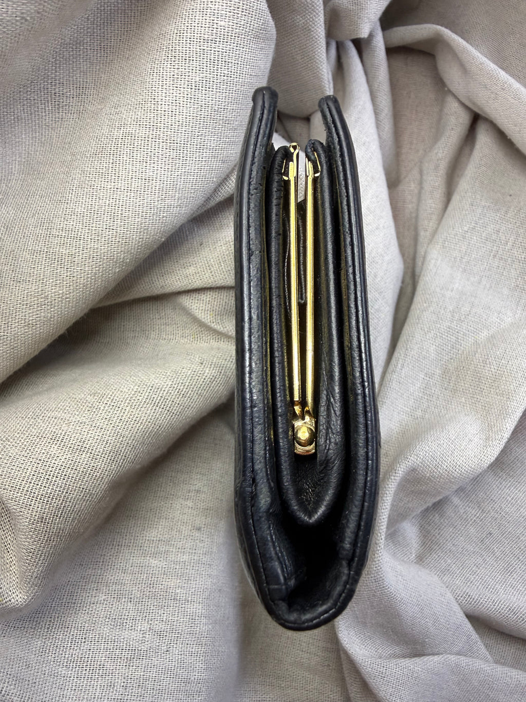✨ CHANEL – Grand Portefeuille CC Timeless en Cuir Caviar Noir ✨