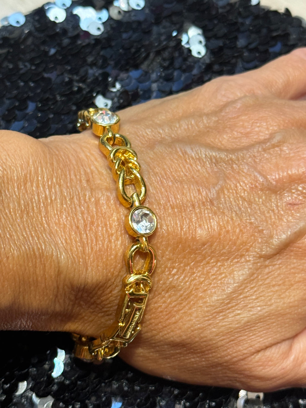 ⚜️ BRACELET VINTAGE NINA RICCI – PLAQUÉ OR & CRISTAUX ⚜️