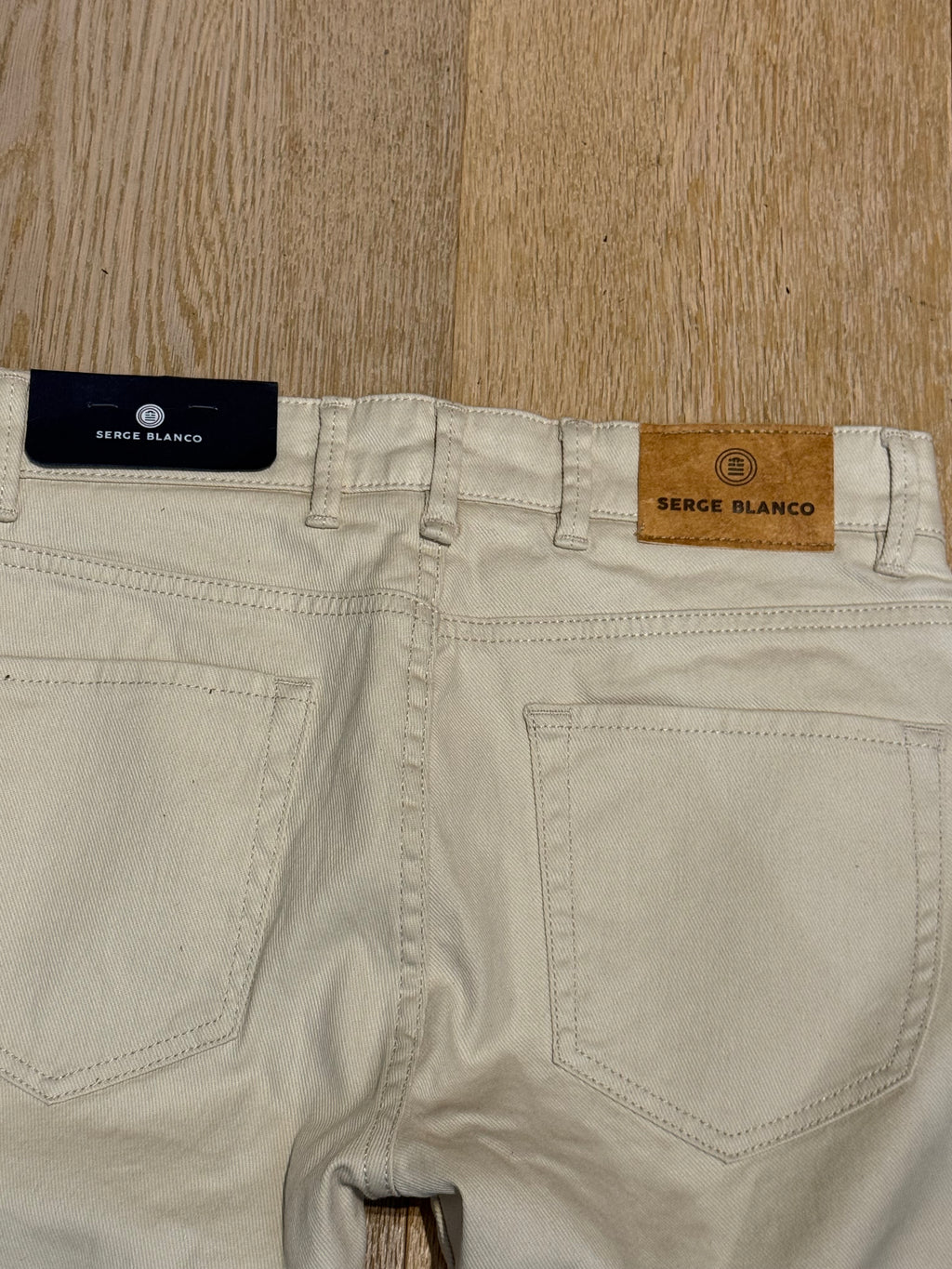 ✨ Neuf 129€ -Jean Premium Serge Blanco – Coupe Slim Fit T31 ✨