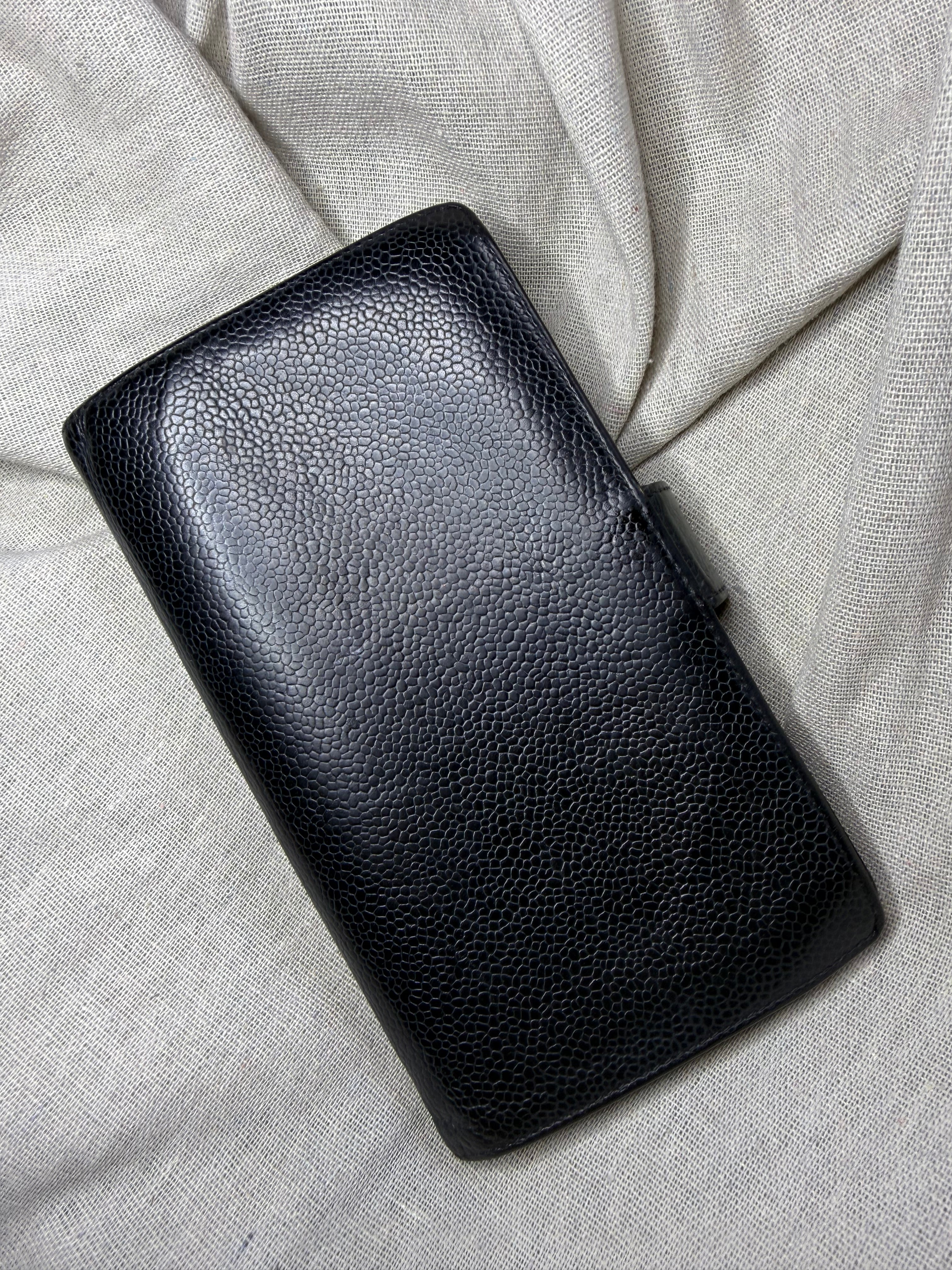 ✨ CHANEL – Grand Portefeuille CC Timeless en Cuir Caviar Noir ✨