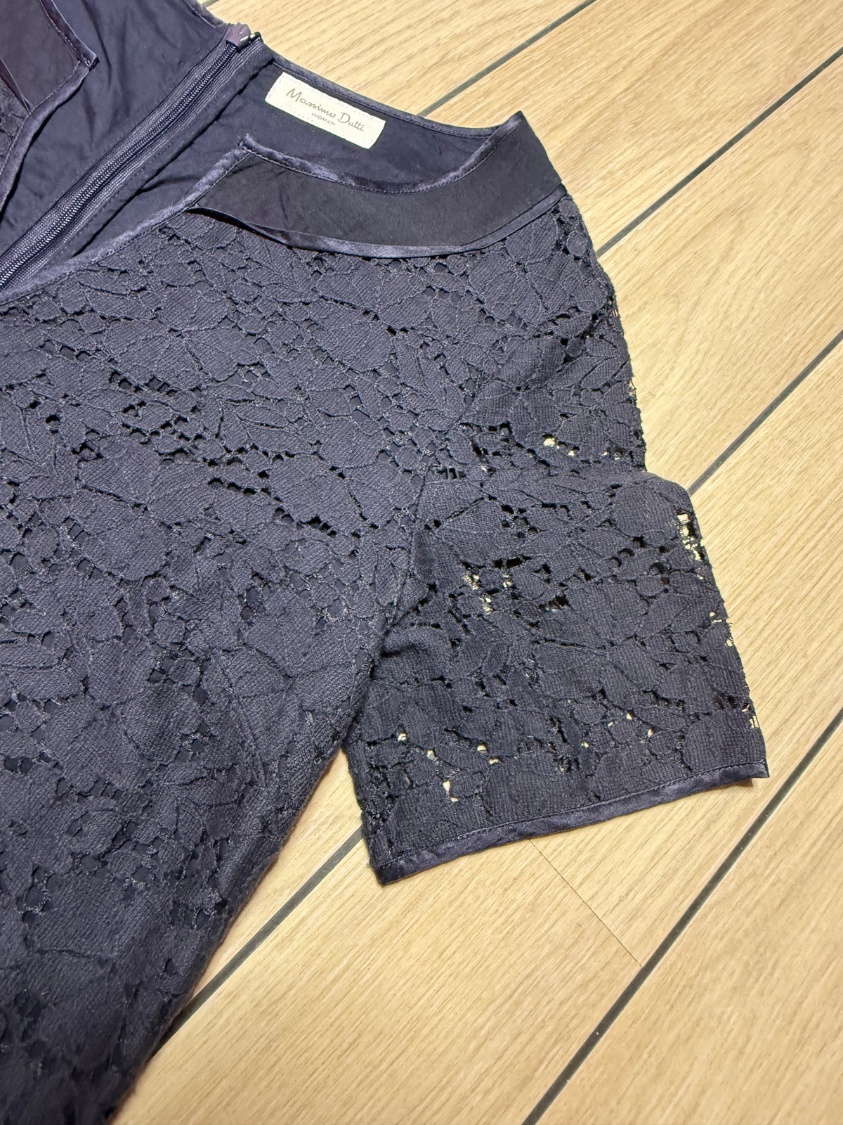 ✨ Massimo Dutti - Robe Dentelle droite noire - T36/38 ✨