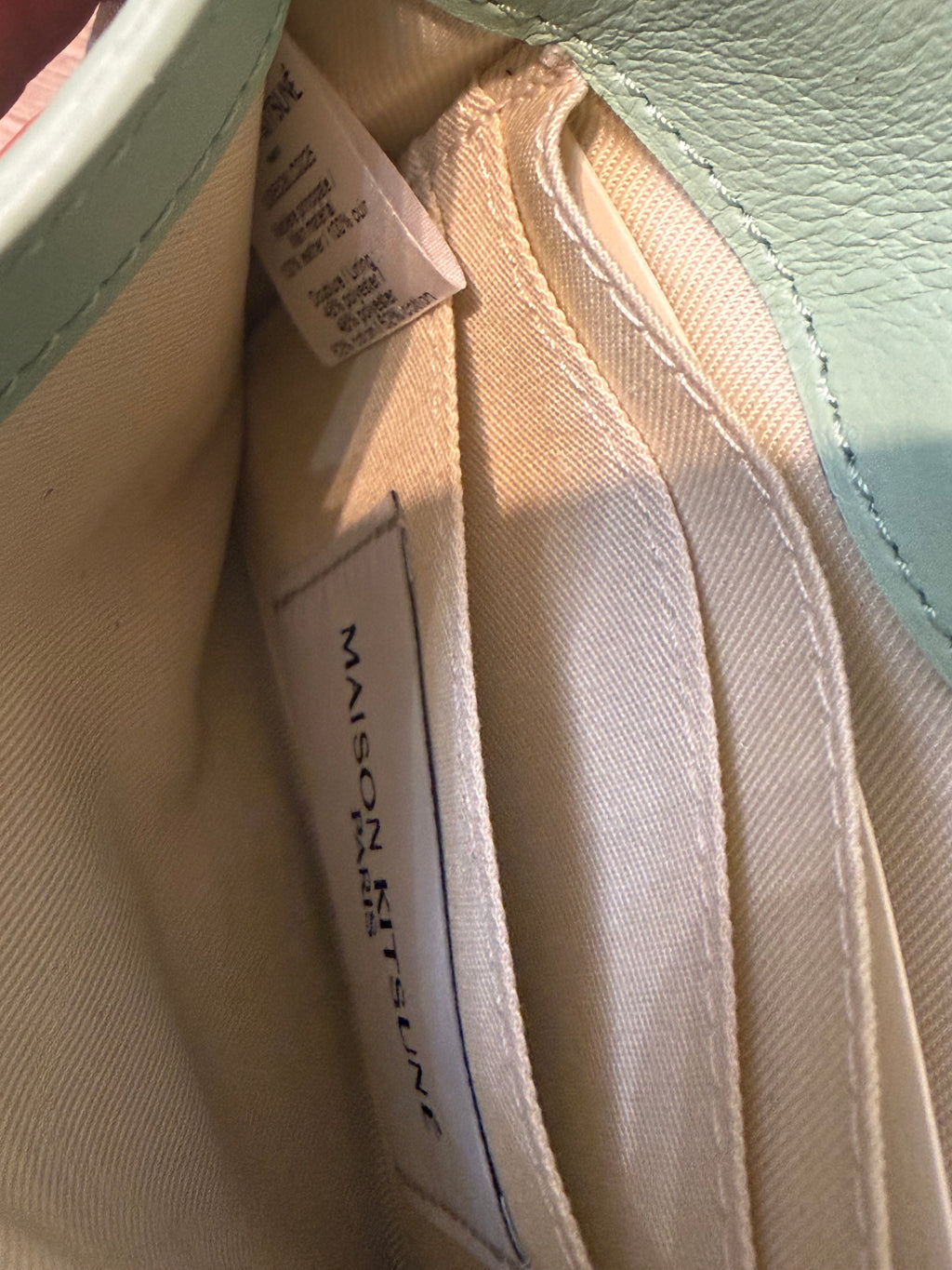 ✨Neuve 240€ Maison Kitsuné pochette cuir full set ✨