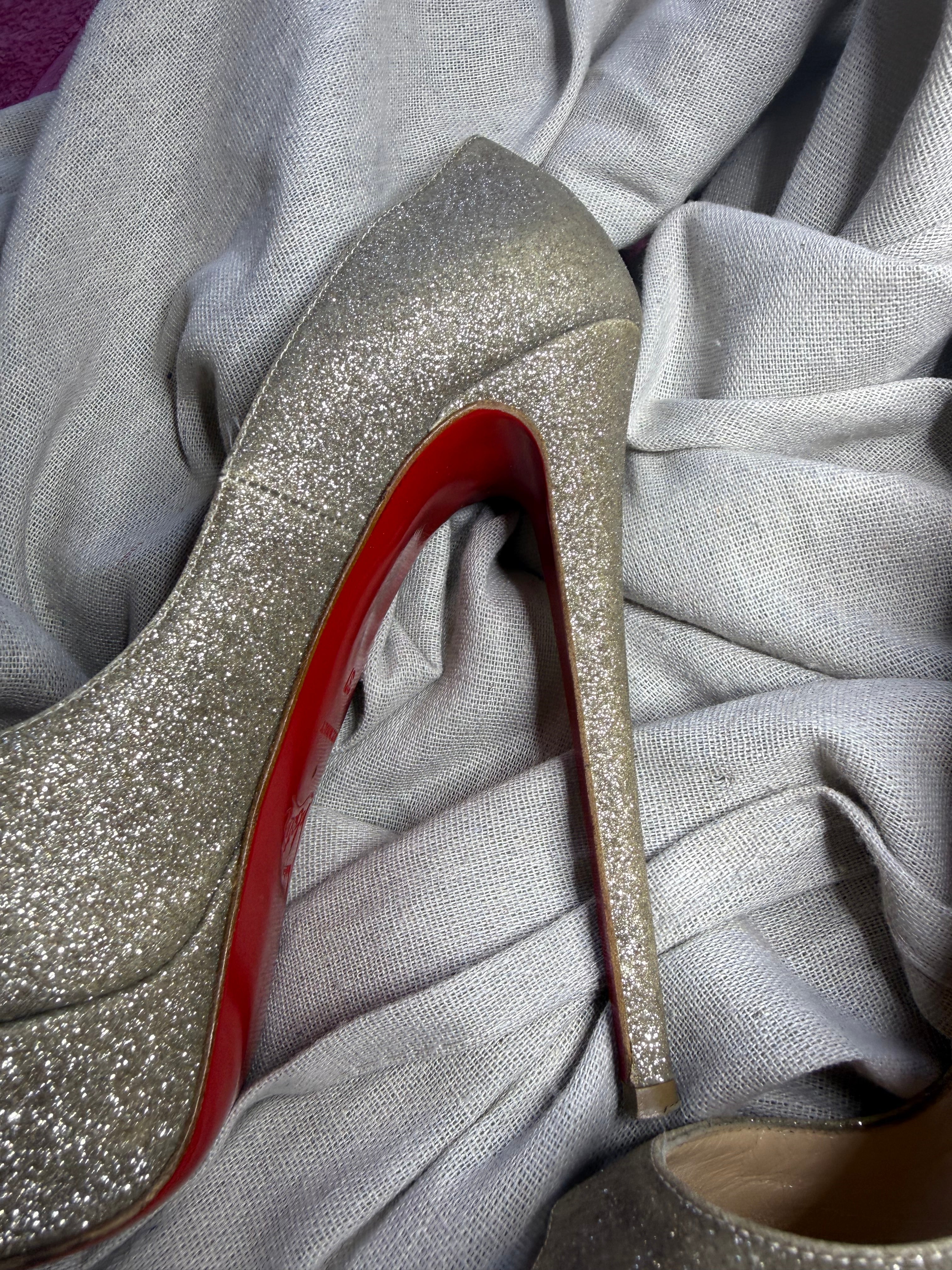 ✨ Escarpins Christian Louboutin Lady Peep Glitter Doré 37 ✨