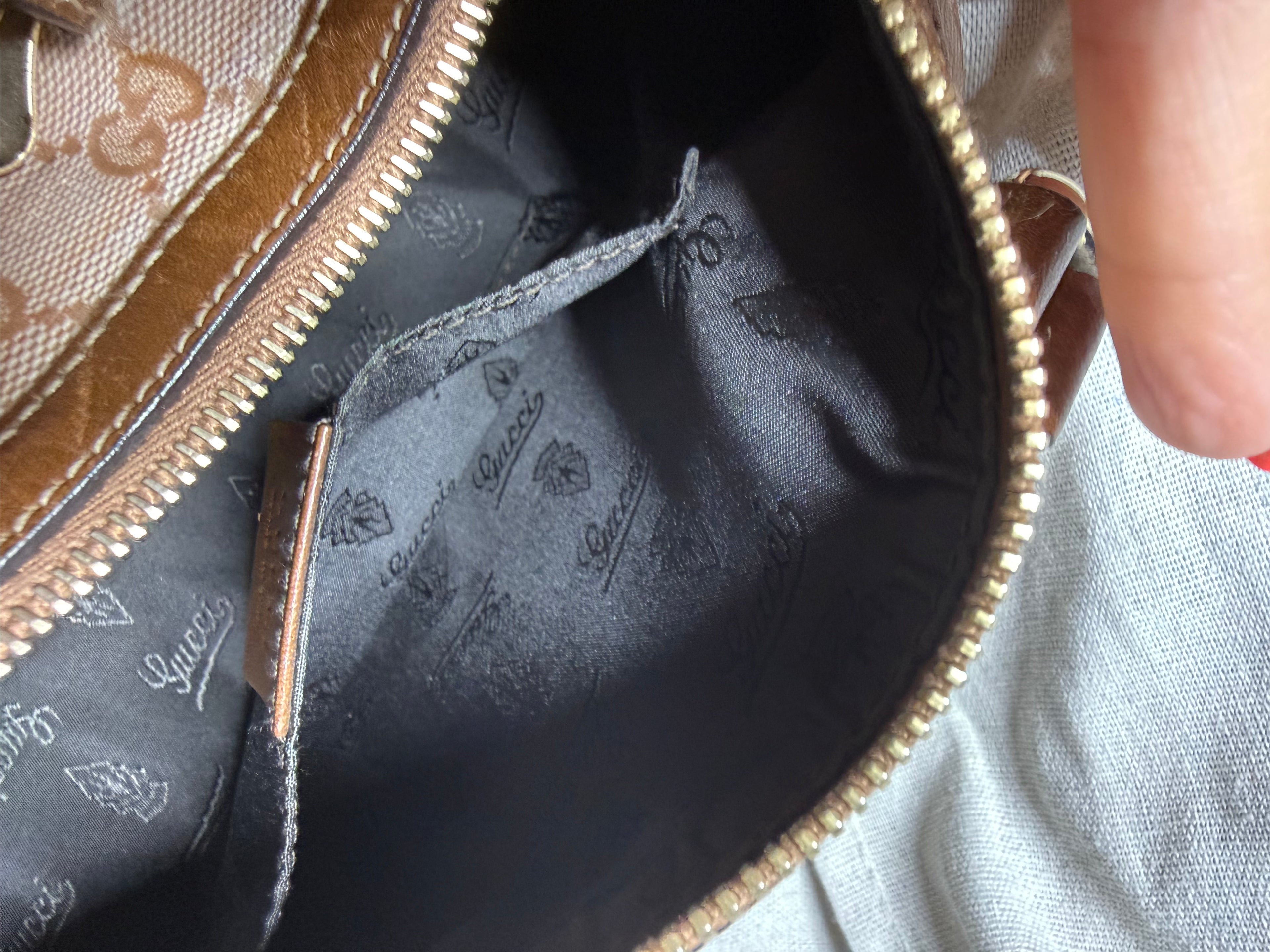 ✨ Gucci Duchessa Small Boston Bag – Vintage Y2K ✨