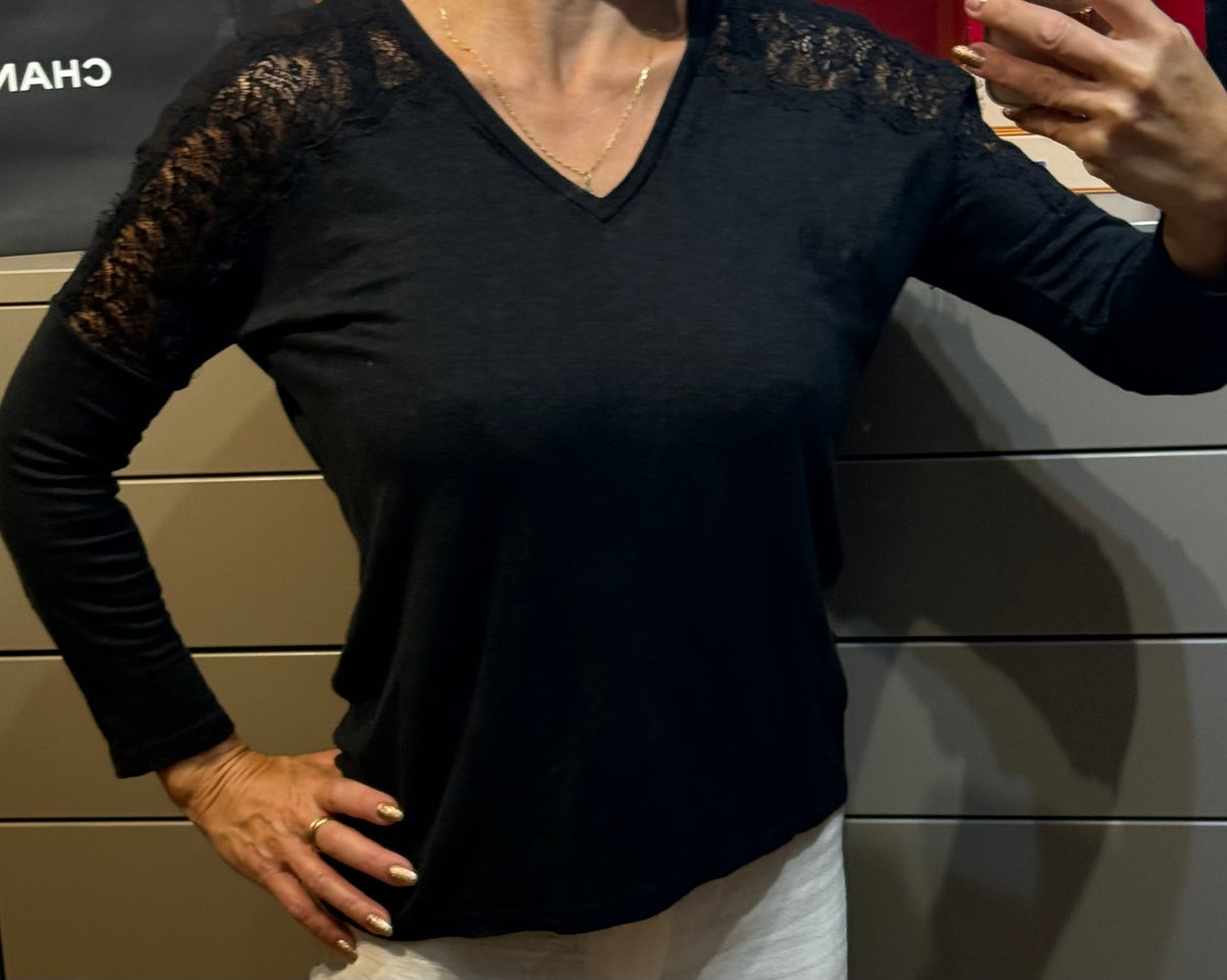 ✨ Sandro - Top en lin noir - longues manches T36 ✨
