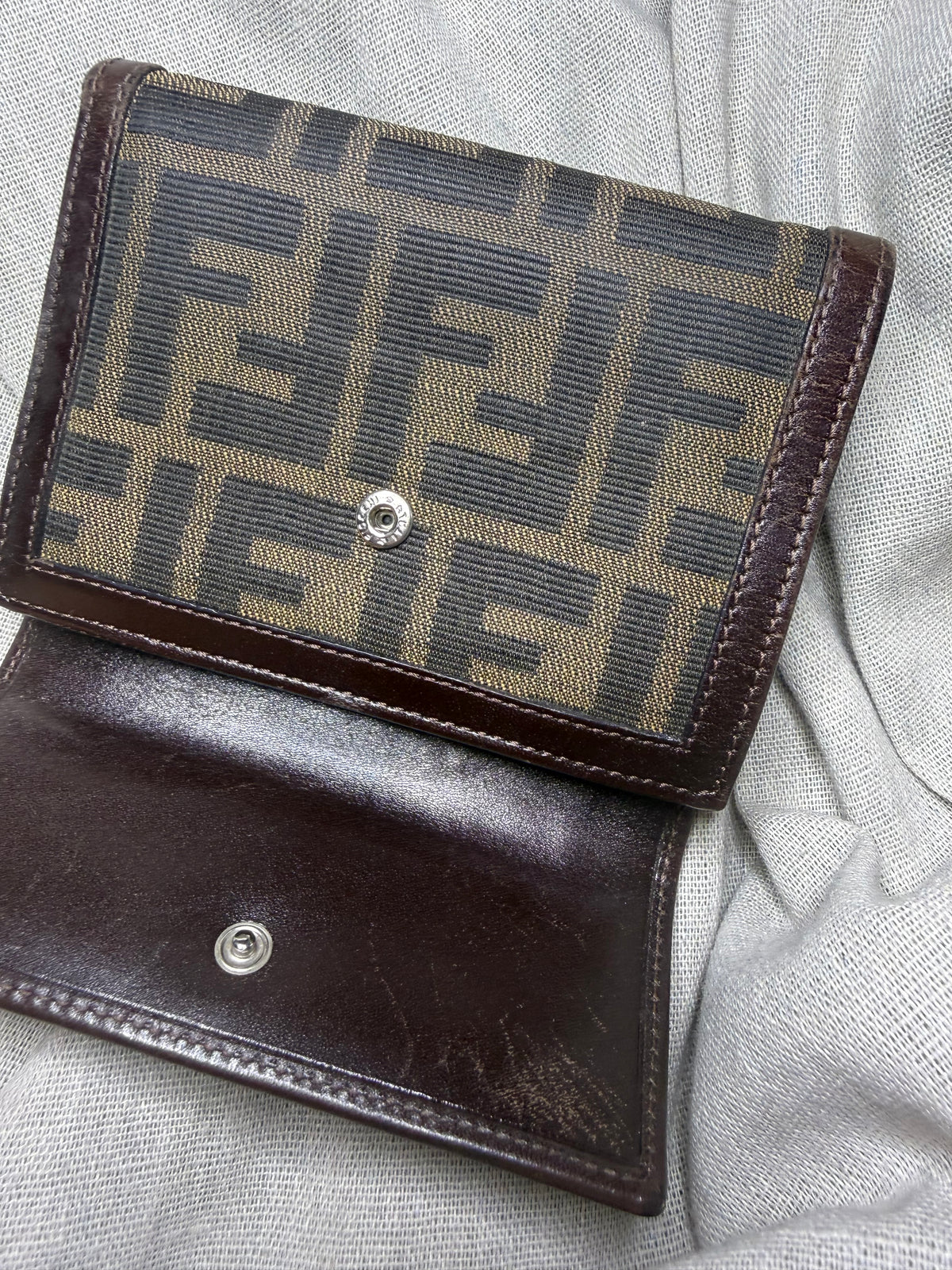✨ Fendi - Zucca portefeuille trifold - toile et cuir - Vintage - Mixte ✨