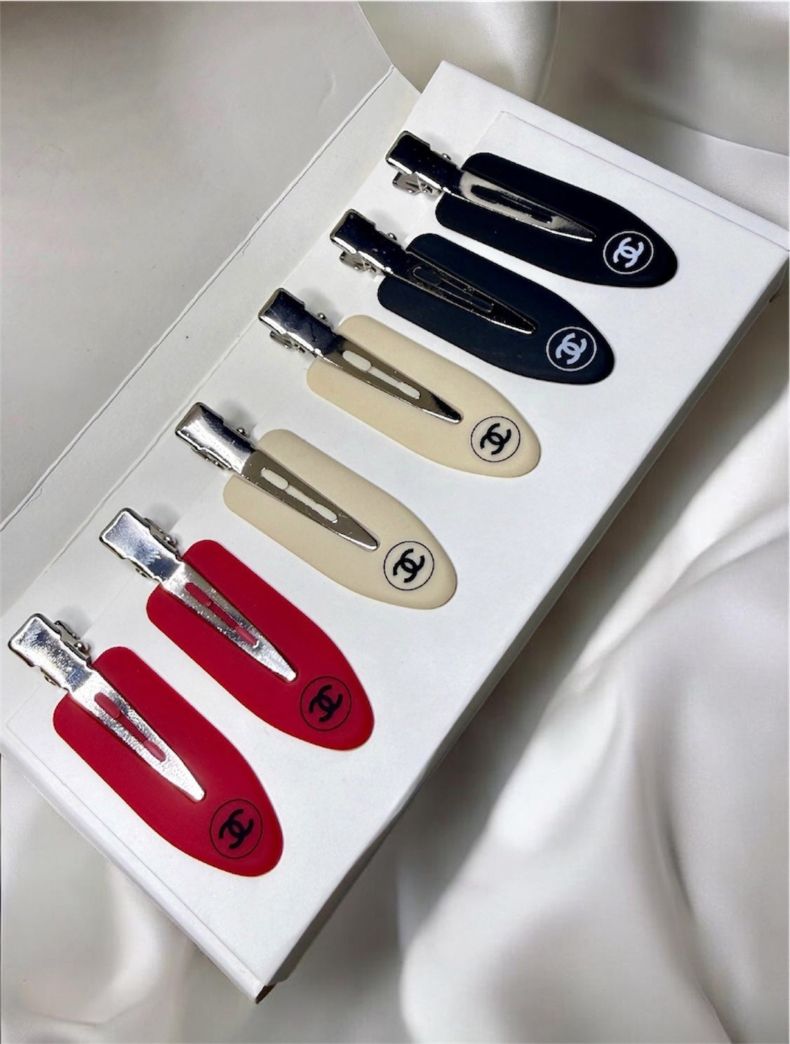 ✨ Coffret Collector 6 Pinces à Cheveux Sans Pli – Chanel Beauté ✨