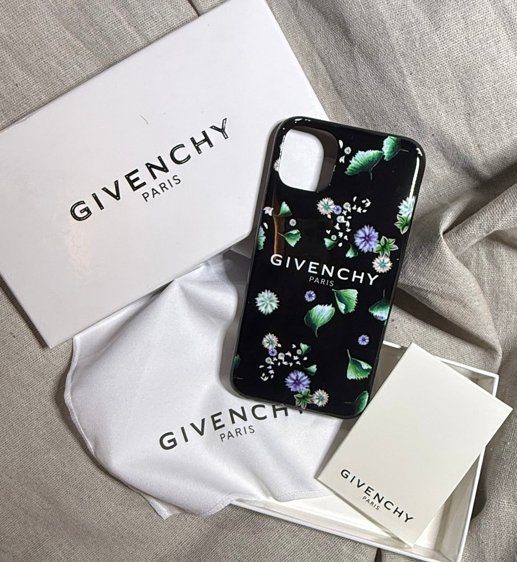 ✨ Neuve 230€ coque Givenchy florale iPhone 11 full set ✨