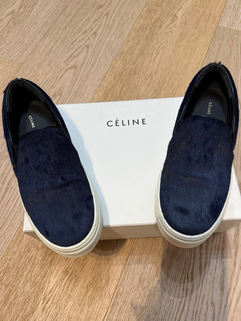✨ Neuves 850€ - Céline - Baskets veau poulain - T36 ✨