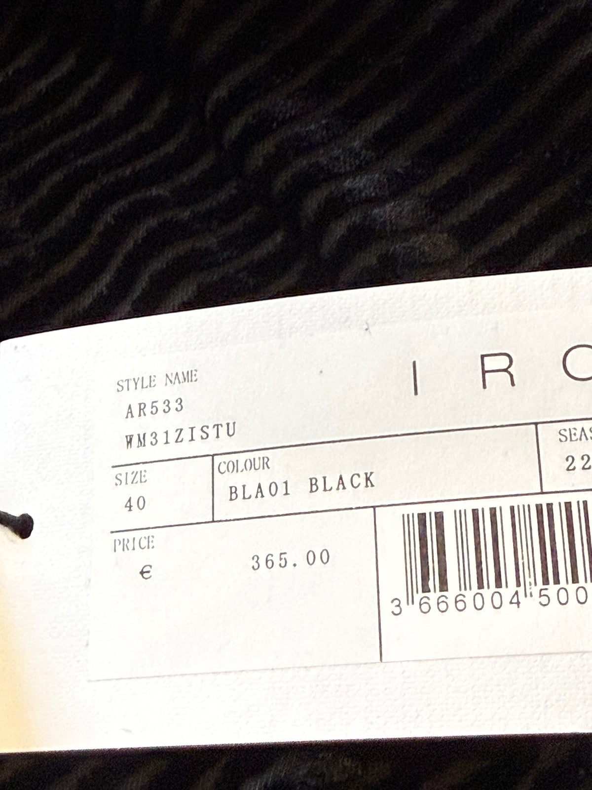 ✨ Neuve 365€ - IRO - jupe velours noir asymétrique - T40 L ✨