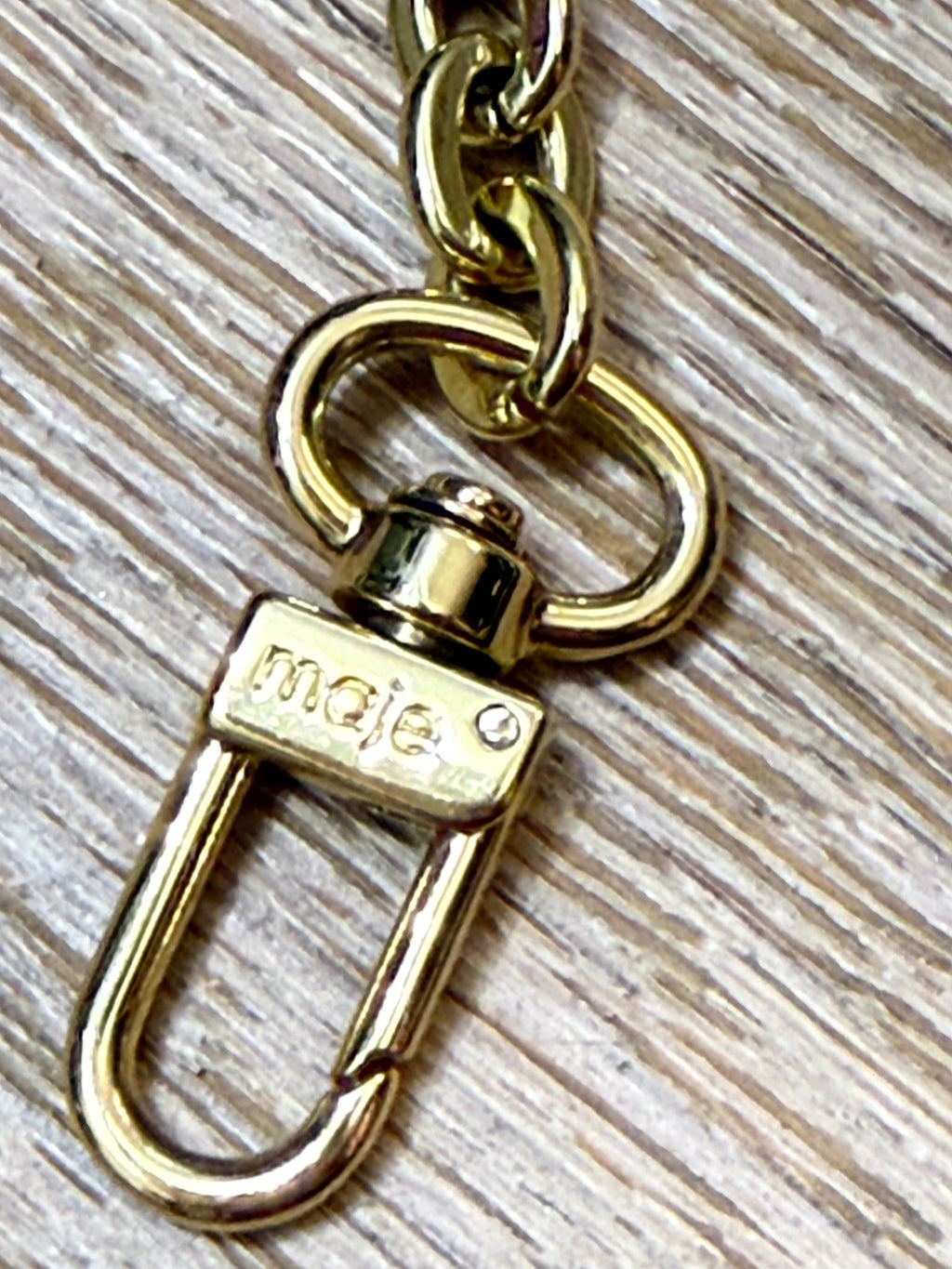 ✨ Neuf 95,00 € — Maje Paris — Bijou de sac & bracelet chaîne doré Trèfle ✨