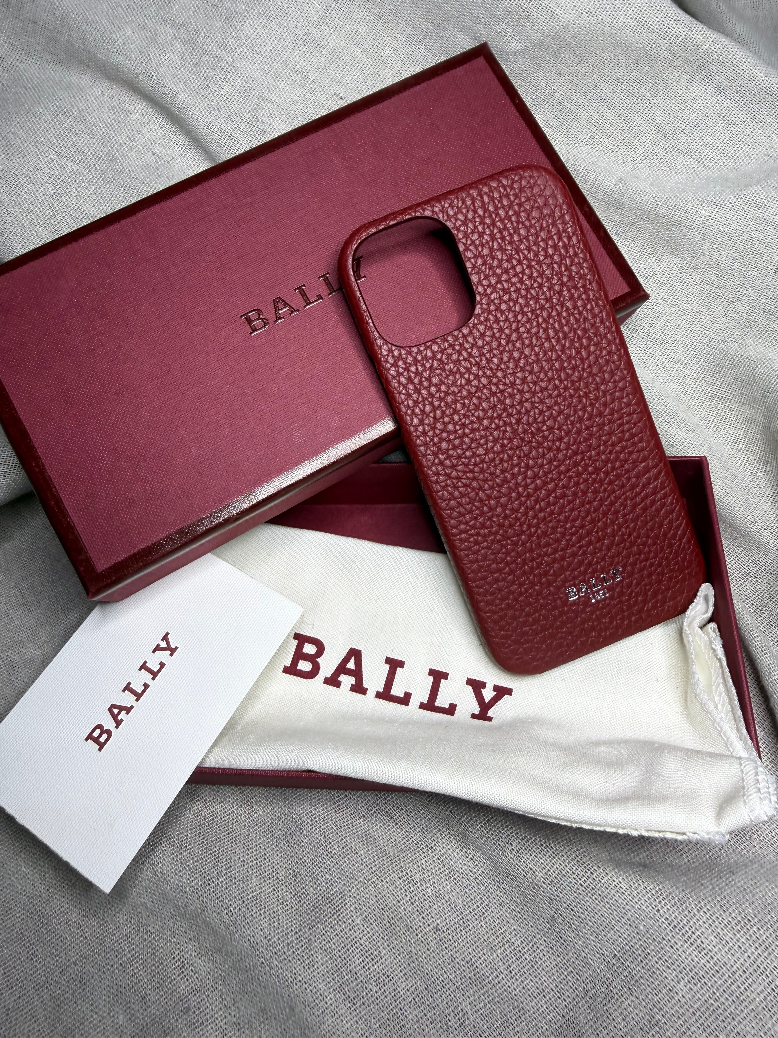 ✨ Neuve 150€ full set coque iPhone BALLY cuir ✨